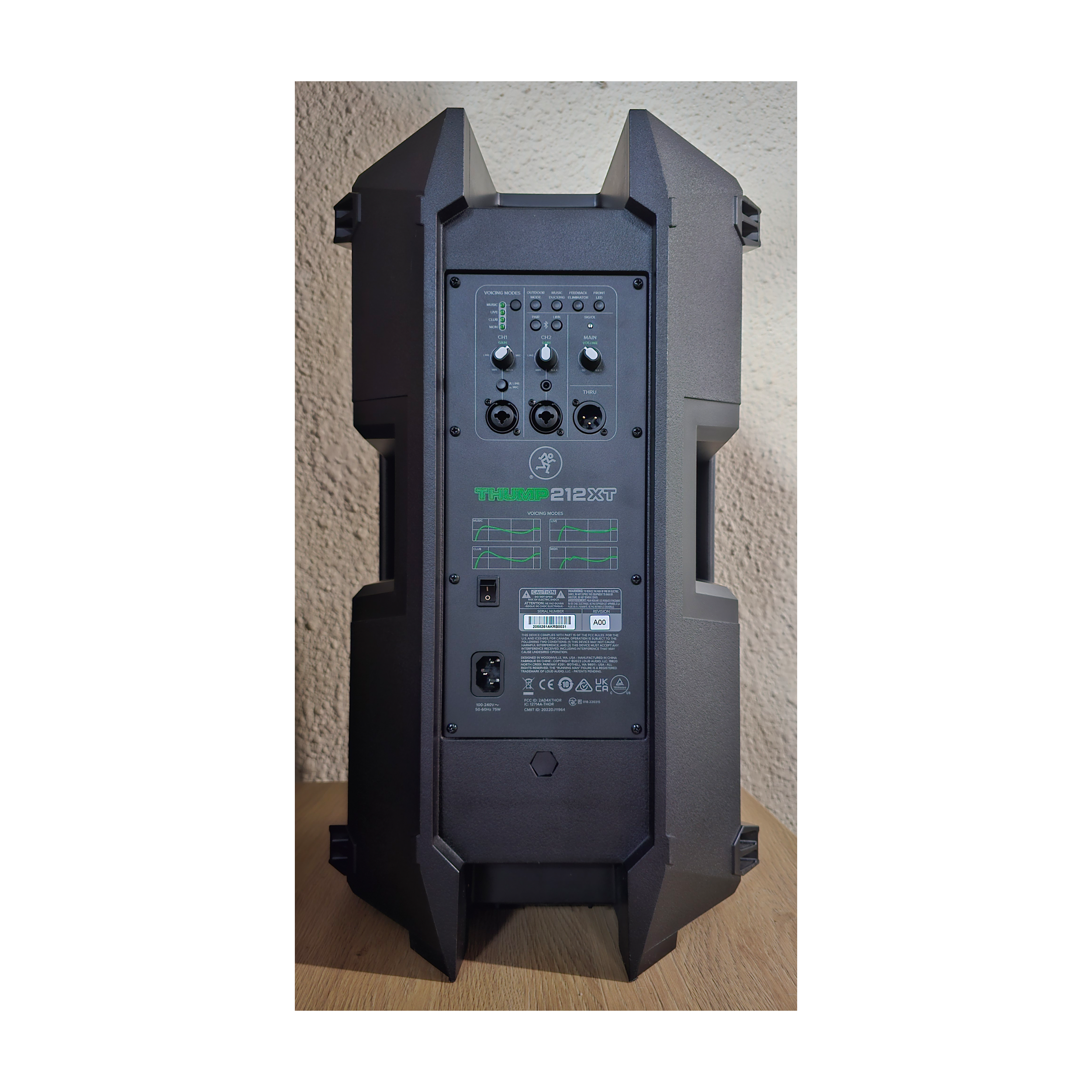 Mackie Thump212XT 12" 1400W Powered Loudspeaker w/ Bluetooth - B-Stock