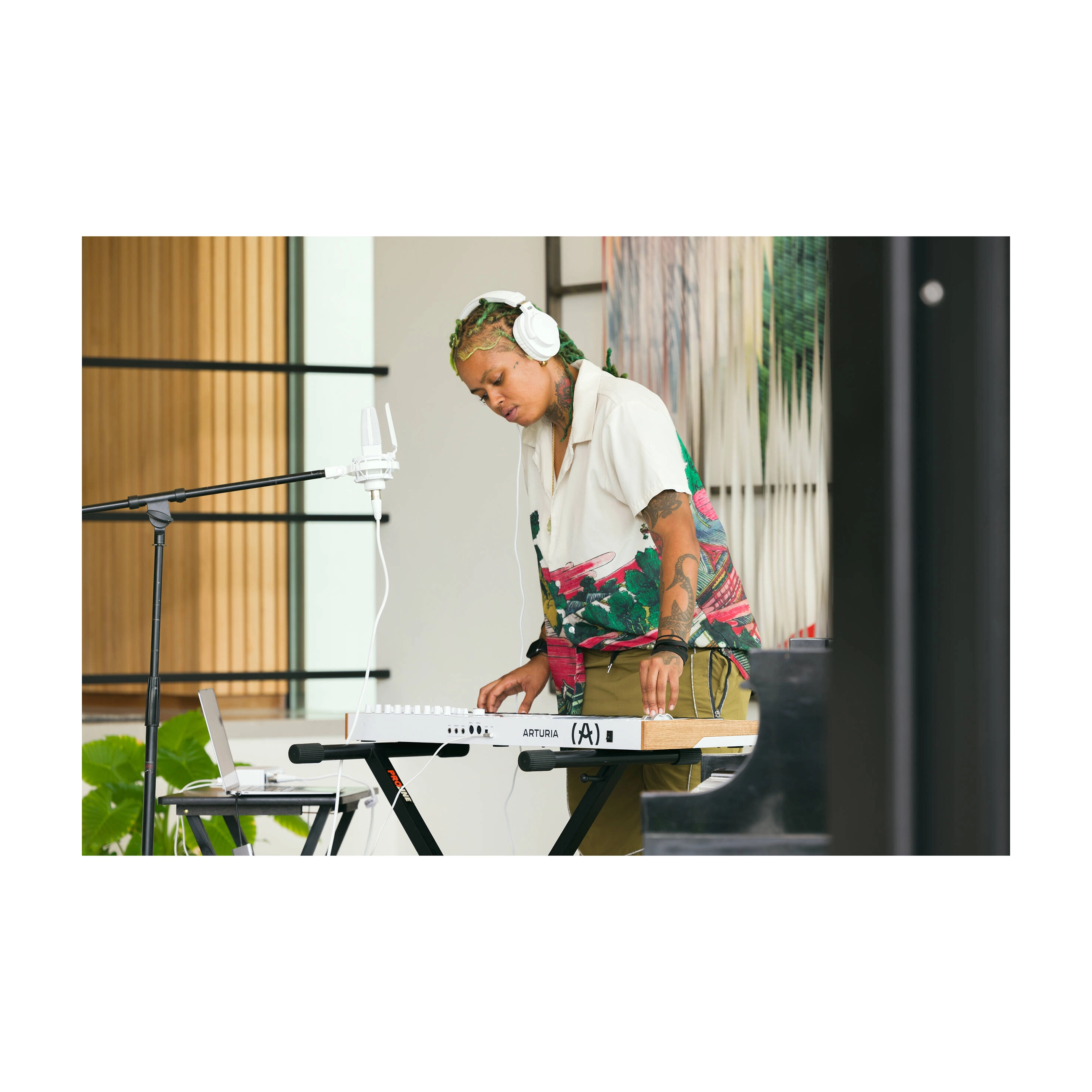 Arturia Keylab 61 MK3 61-KEY Keyboard Midi Controller - White