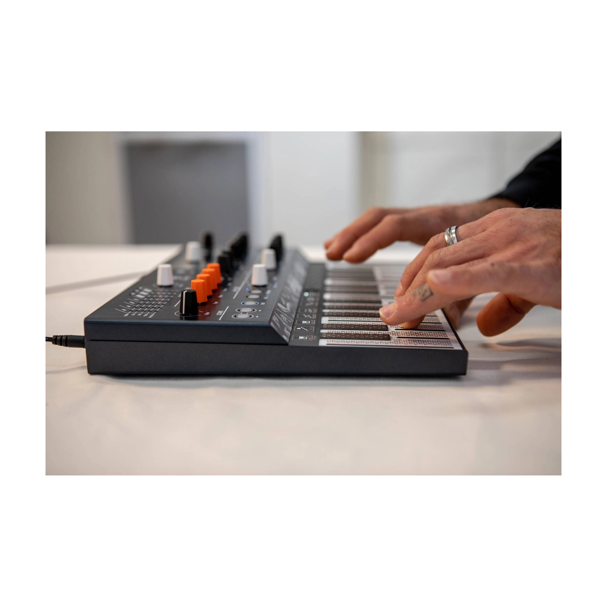 Arturia MicroFreak Sintetizador Híbrido