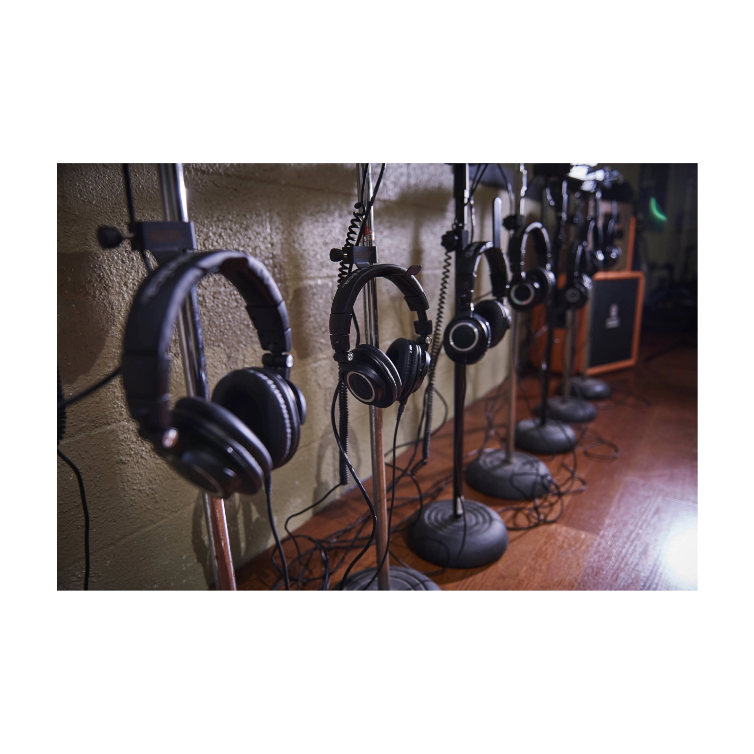 Audio-Technica ATH-M50x Monitor Headphones - Black
Lifestyle at the studio