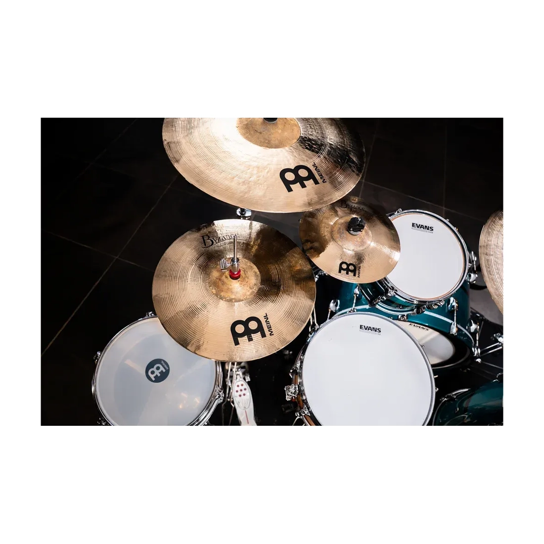 B10POS-B Above angle, Lifestyle 2.