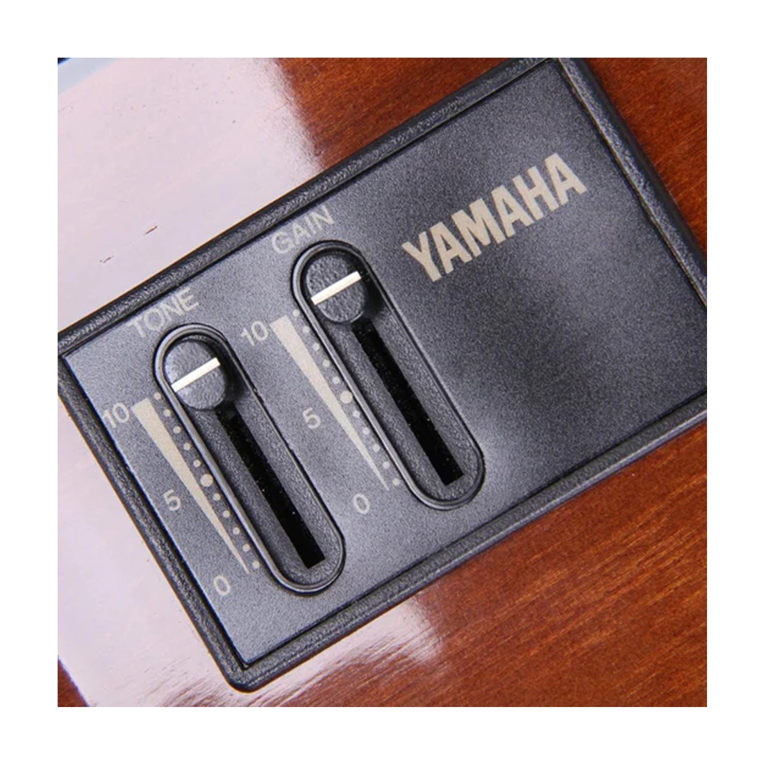 Yamaha CX40 Classic Guitar W/ PickUp