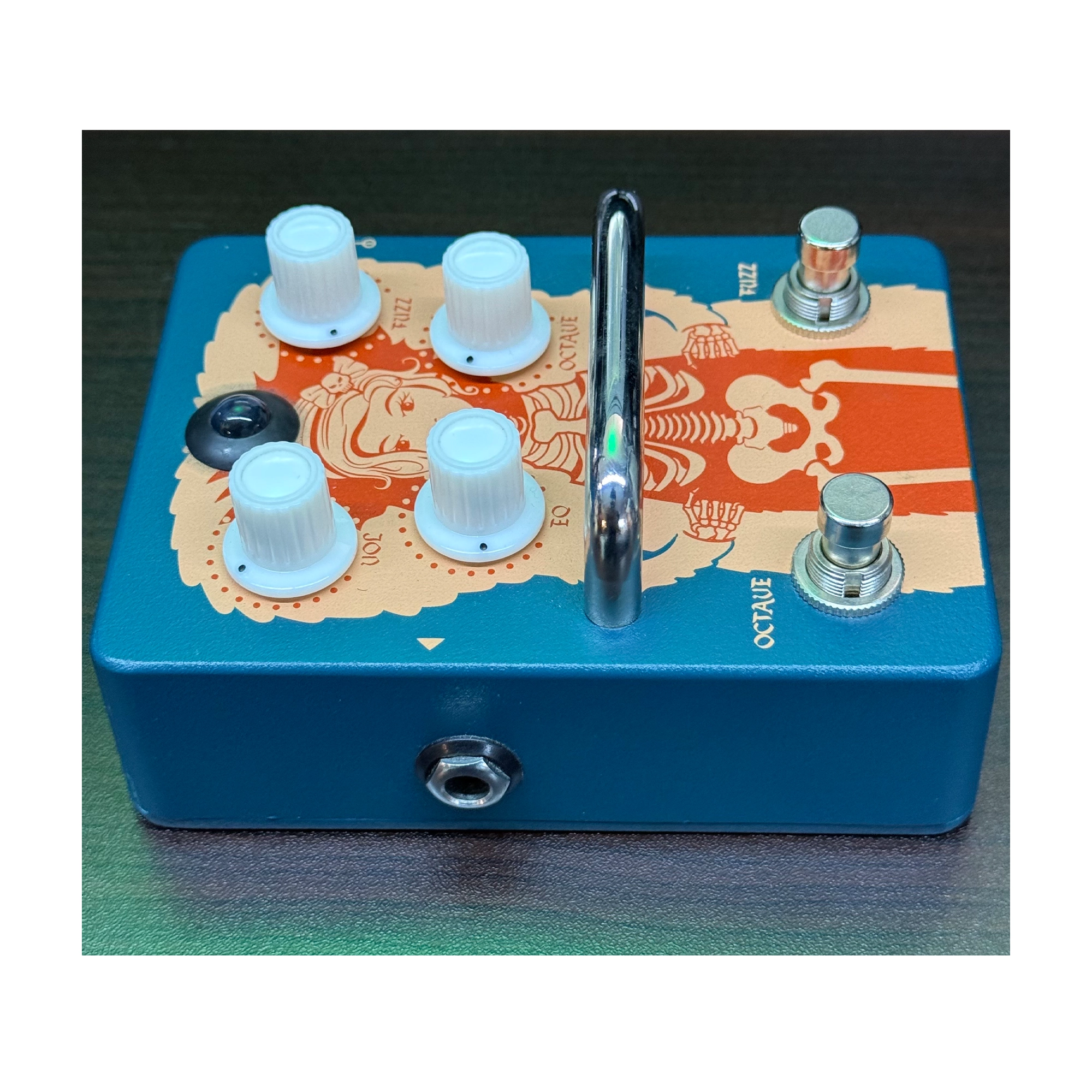 Orange Amplifiers Fur Coat Fuzz/Octave Effects Pedal - B-Stock