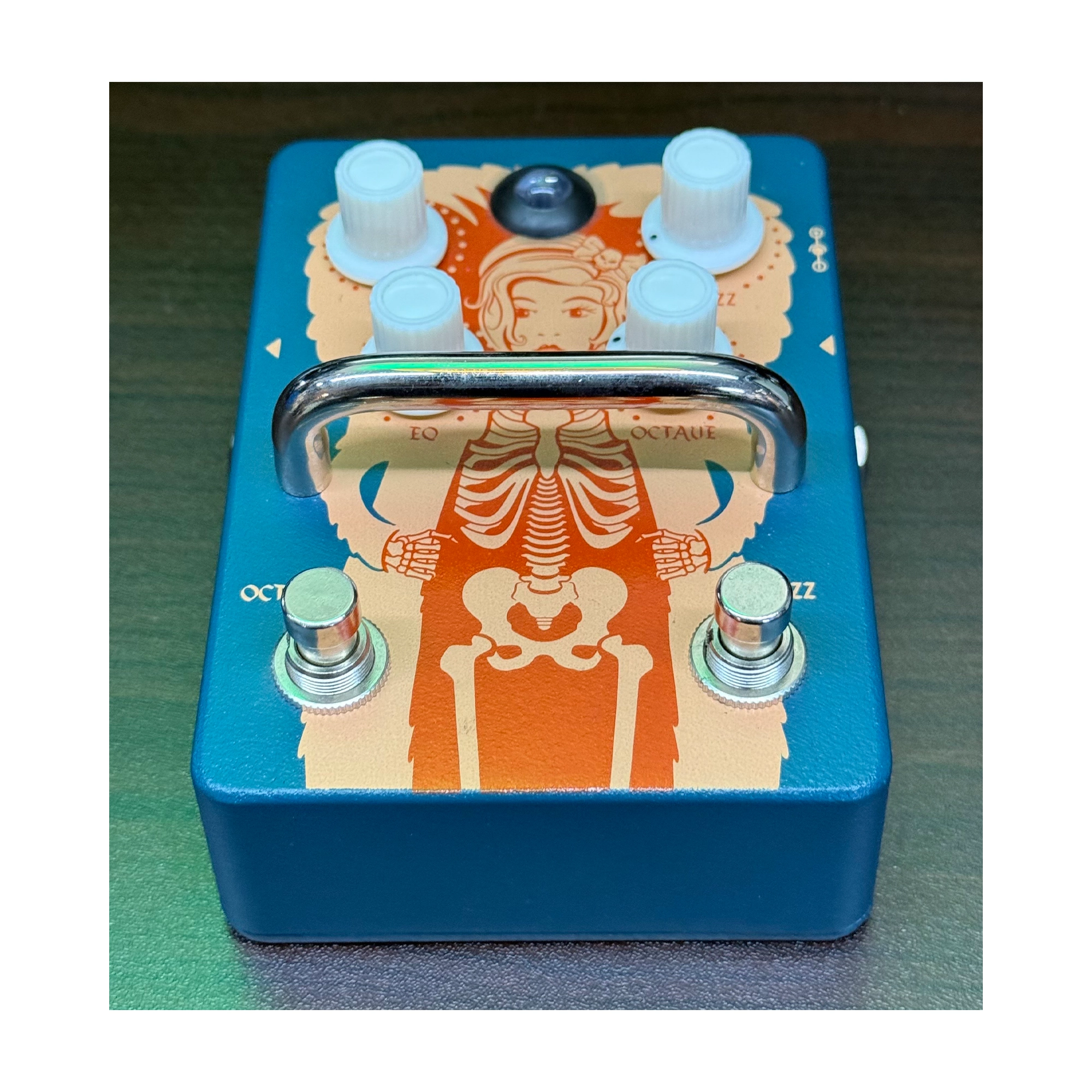 Orange Amplifiers Fur Coat Fuzz/Octave Effects Pedal - B-Stock