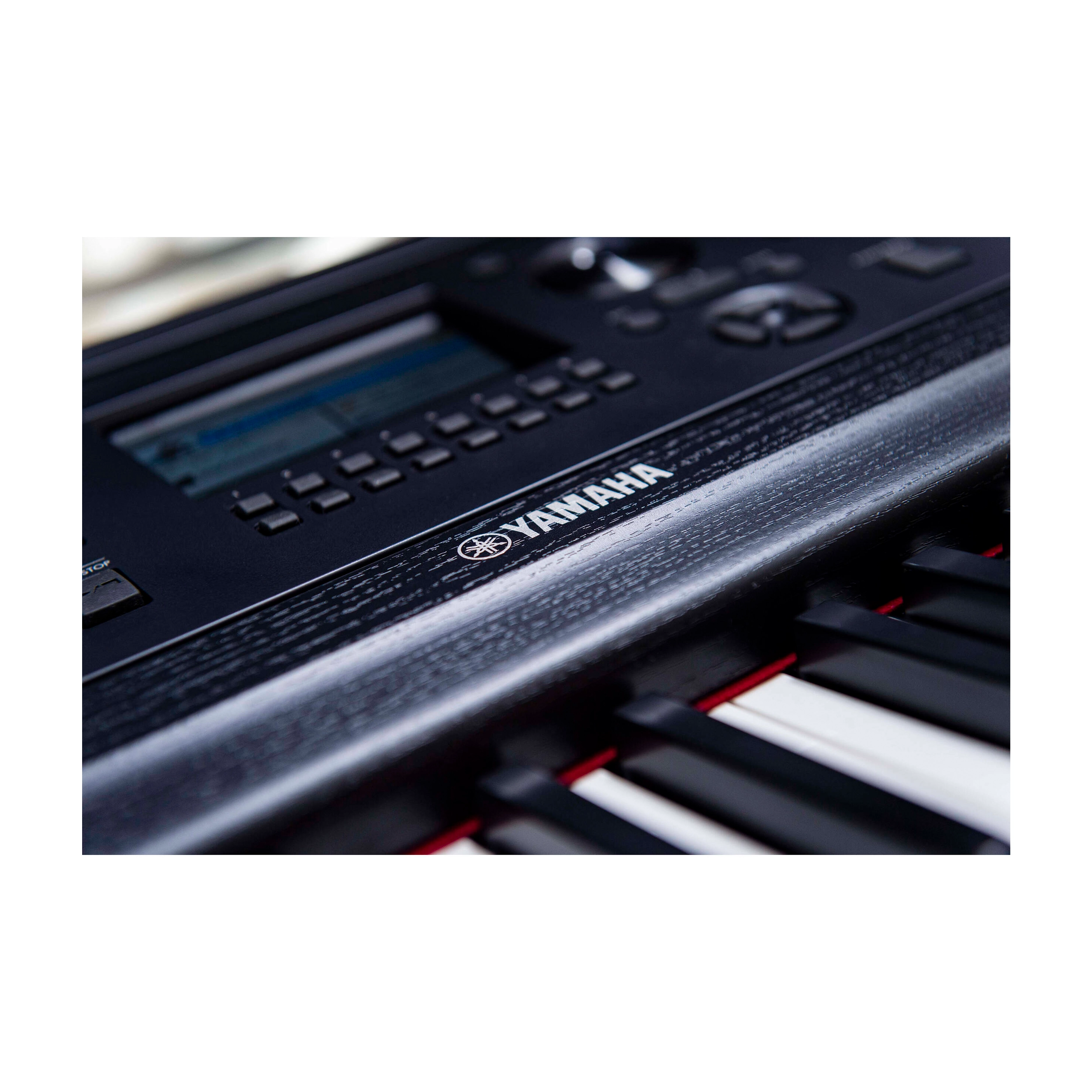 Yamaha DGX670B 88-key Arranger Piano - Black