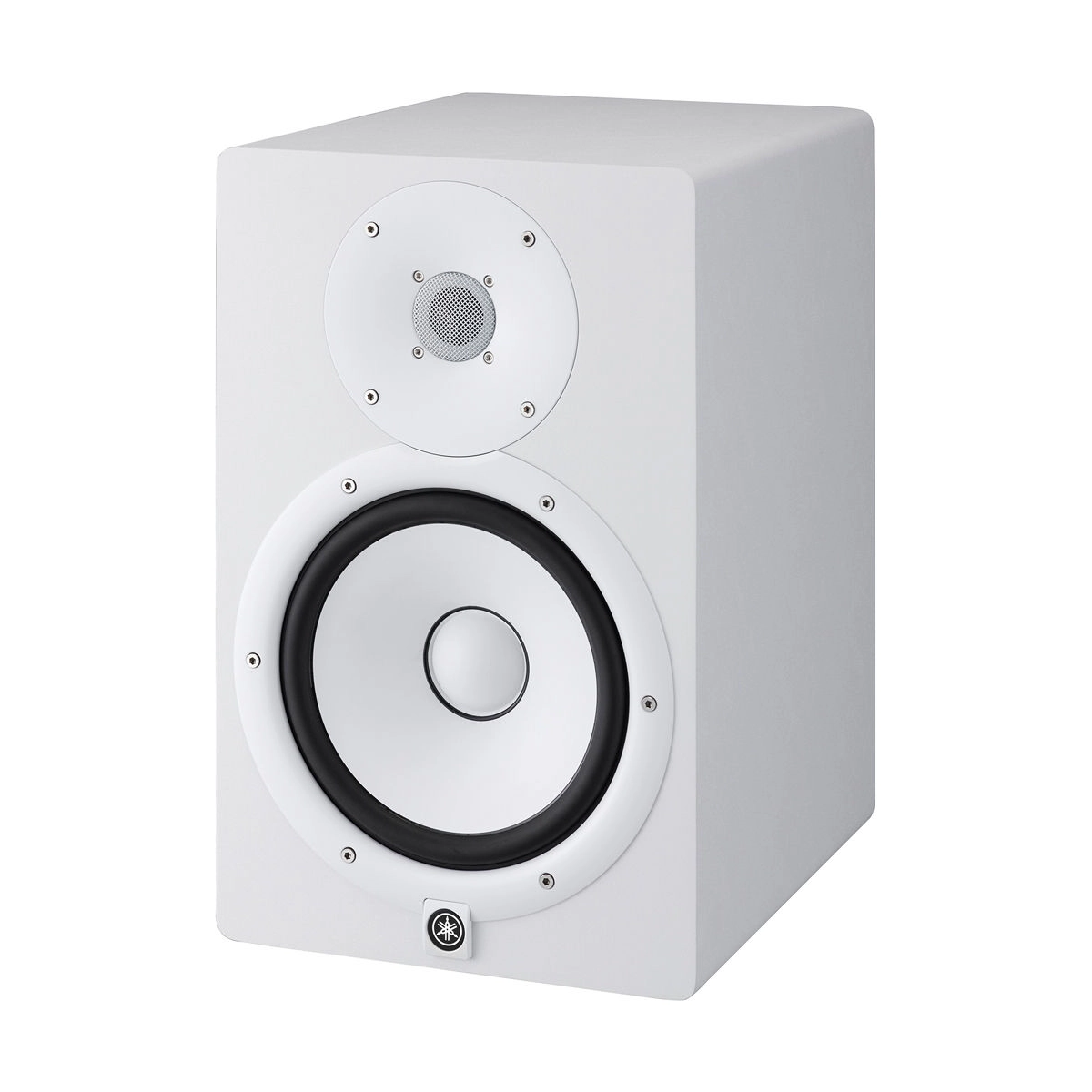 Front angle view of Yamaha HS8 Profesional 8" Studio Monitor