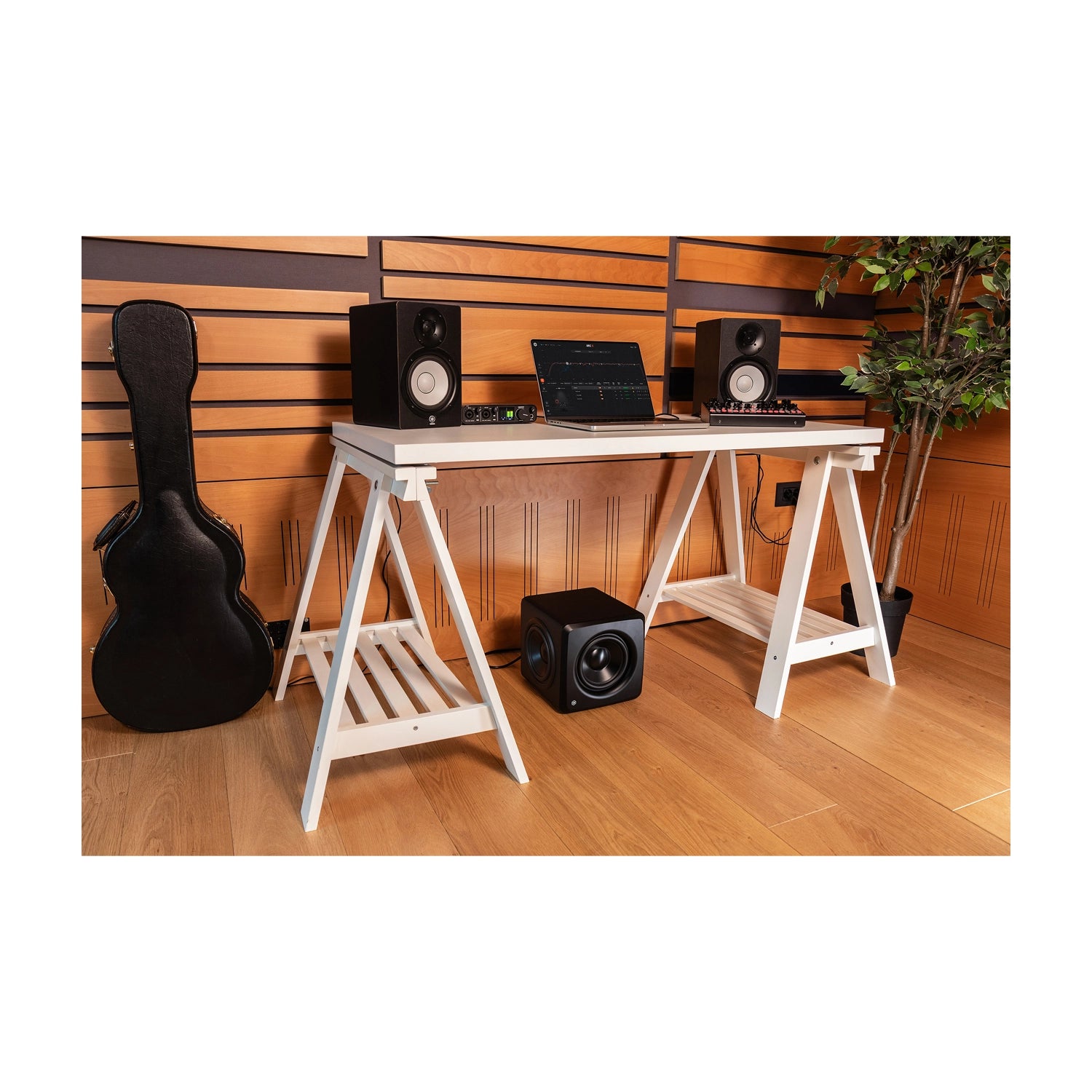 Ik Multimedia Iloud Sub Powered Subwoofer