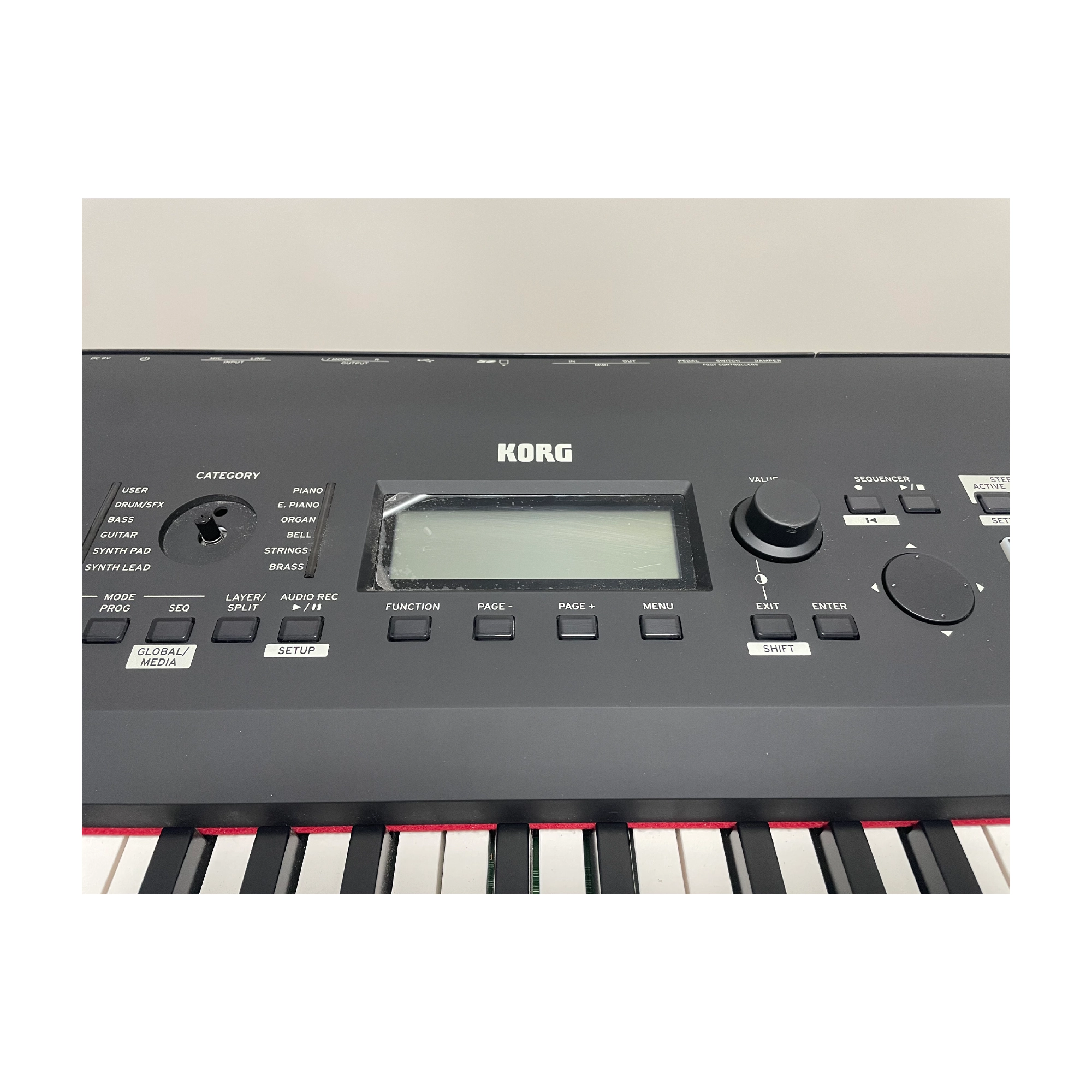 Korg Kross 88-Key Synth Workstation KROSS88BK - B-Stock
