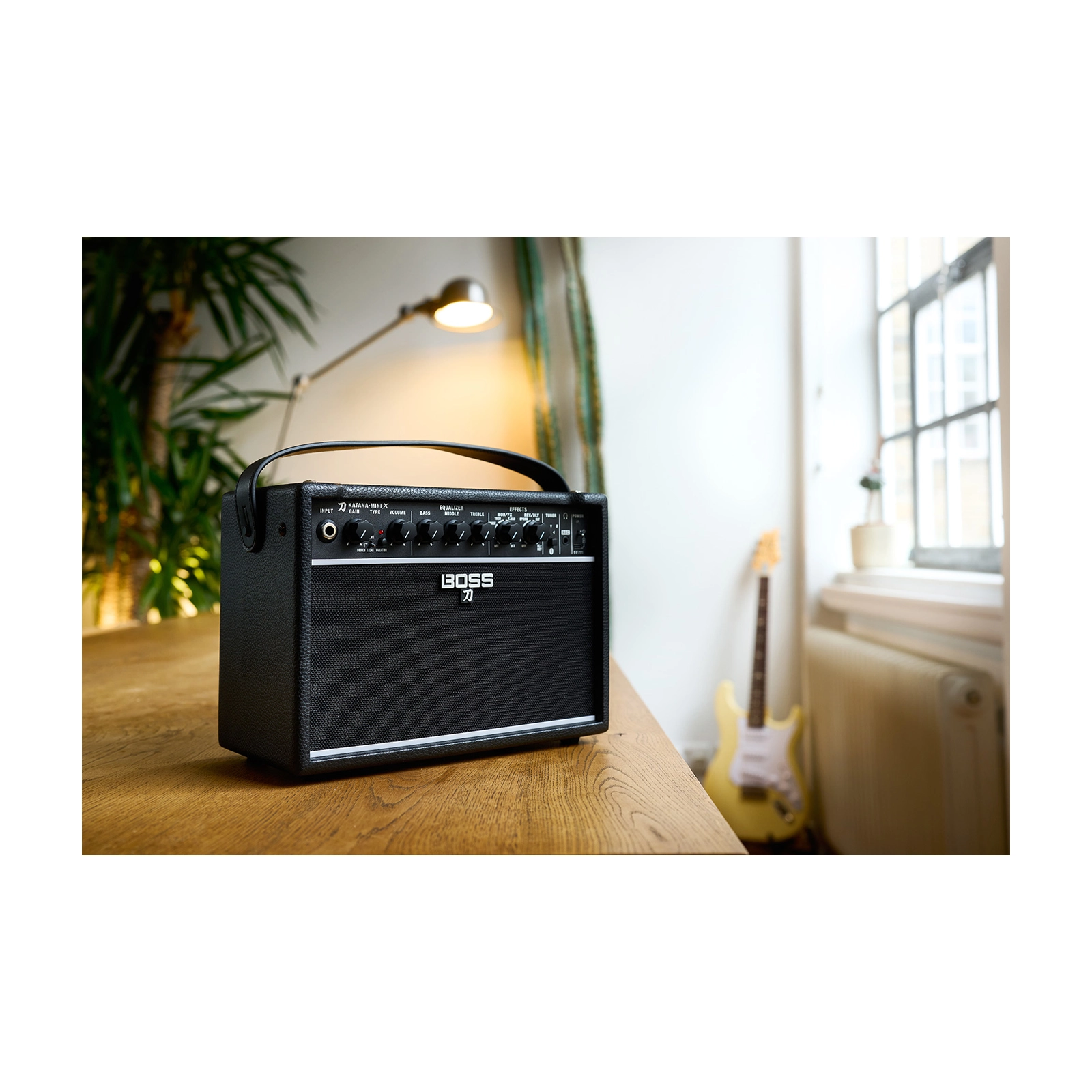 Boss Katana-Mini X 10-watt 1 x 5-inch Combo Amplifier