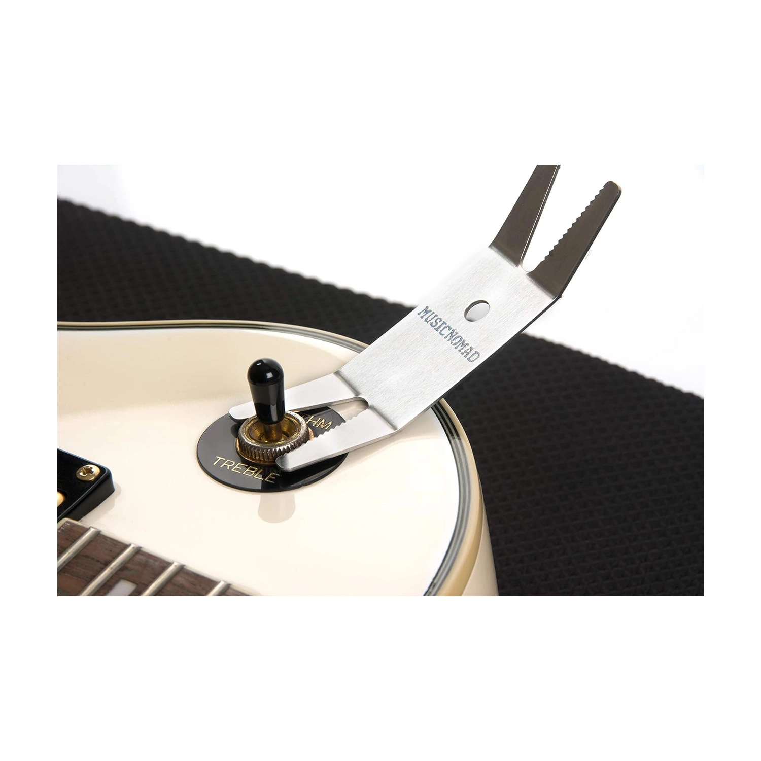 MusicNomad Ultimate At Home Guitar And Bass Workstation