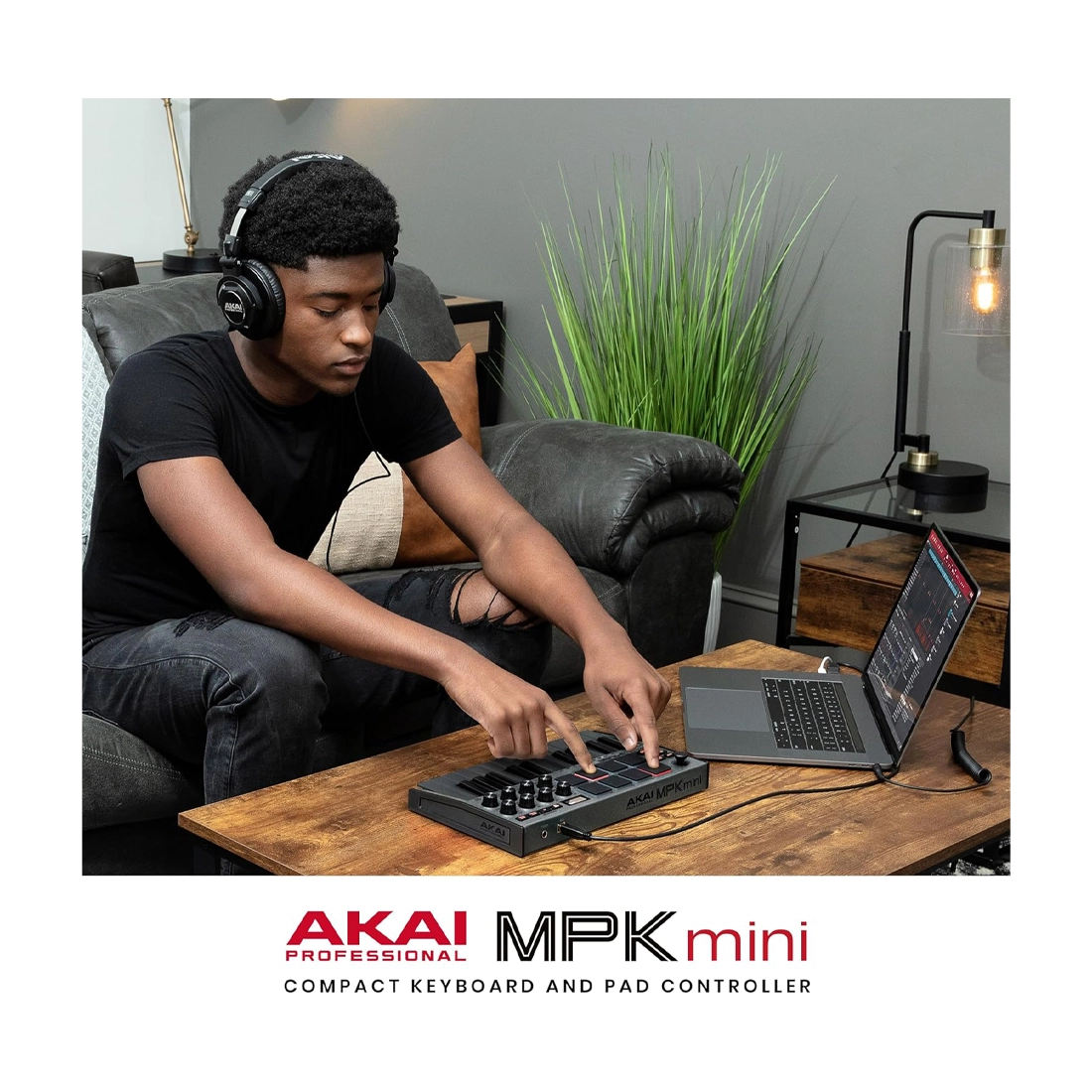 MPKMINI3G Lifestyle, producing beats.