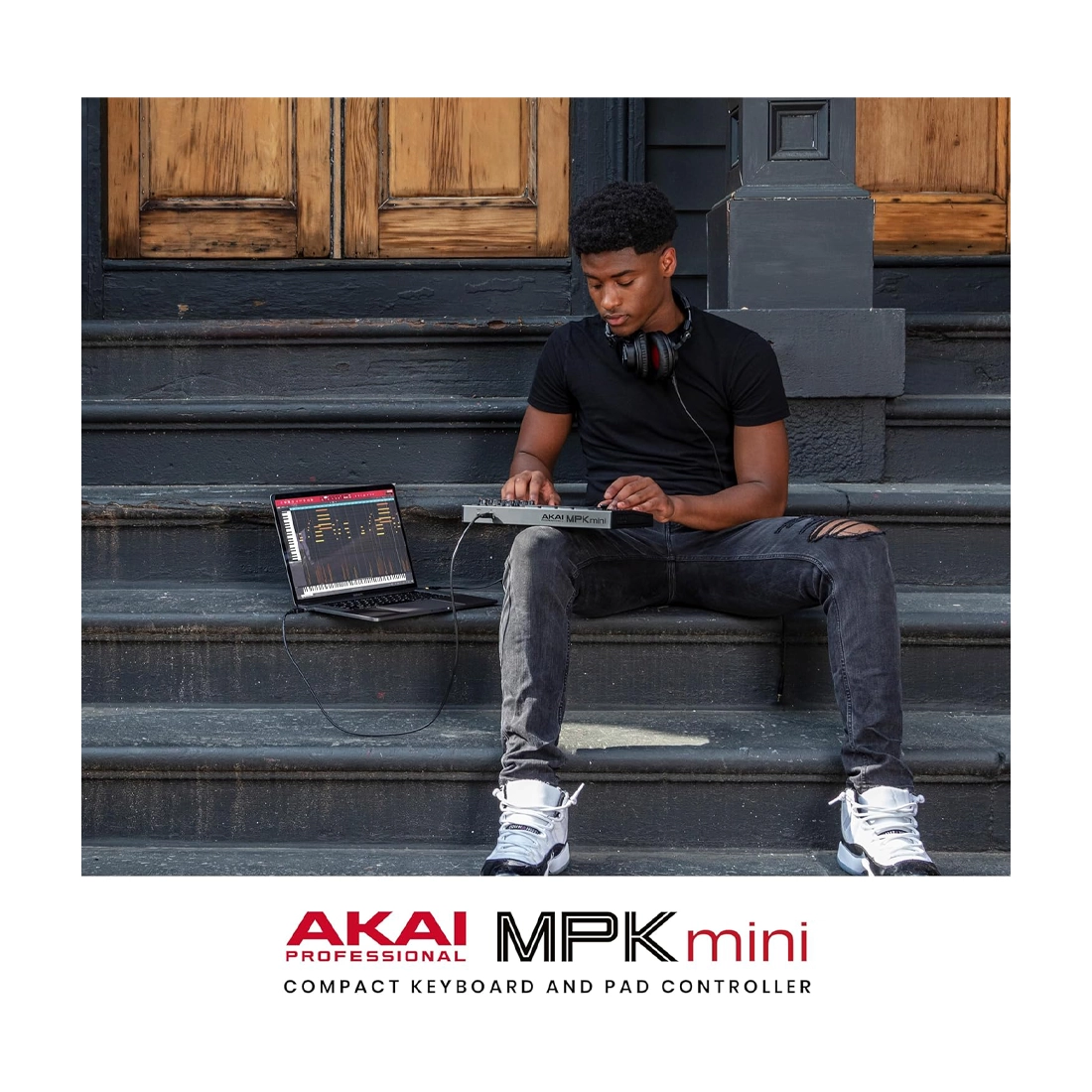 MPKMINI3G Lifestyle, producing on the go.