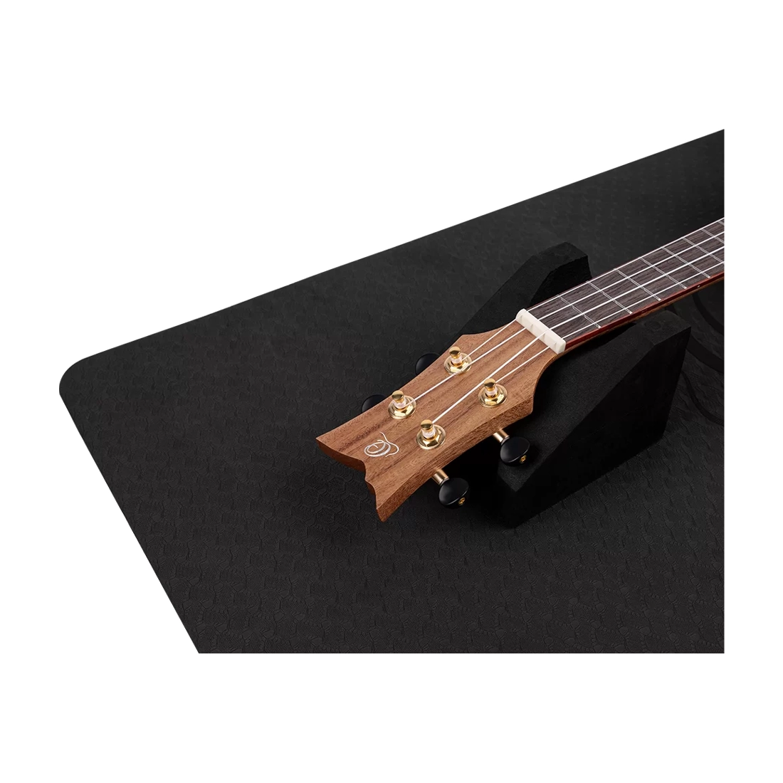 Ortega Guitars Guitar Work Mat - Cleaning and Maintenance