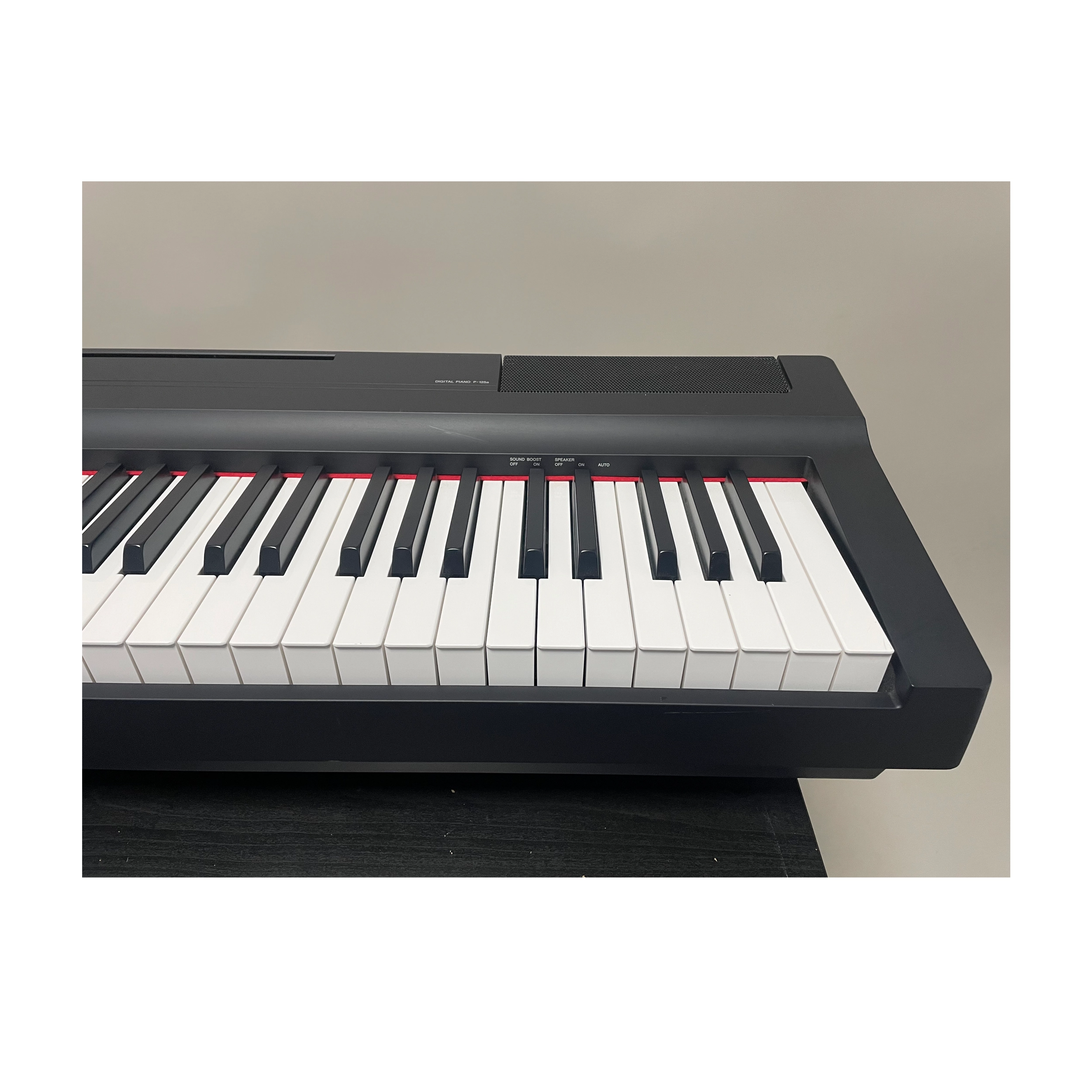 Yamaha P-125 88 Key Digital Piano - Black - B-Stock