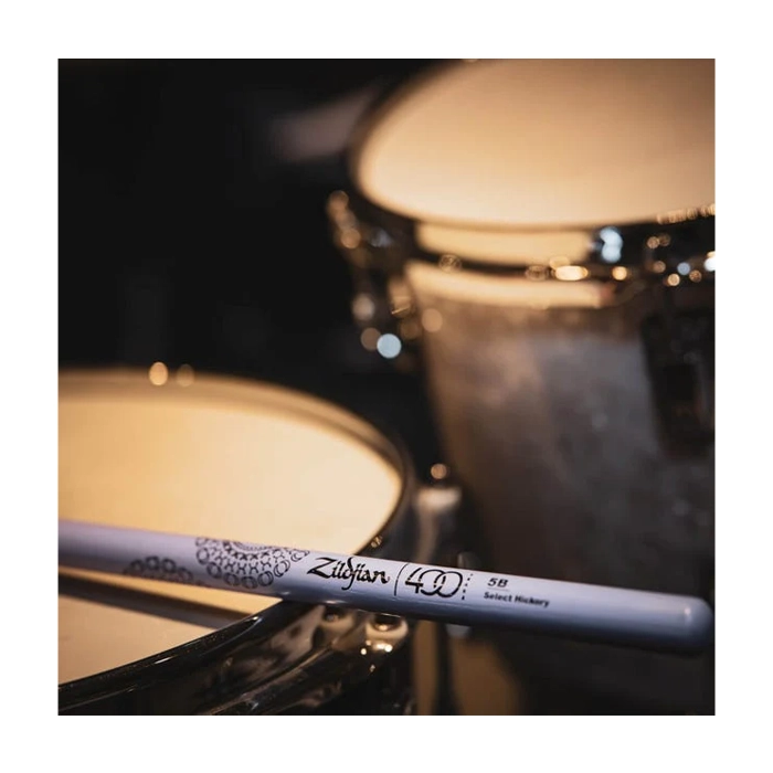 Zildjian 400th Anniversary Hickory 5b Drumsticks - Alchemy