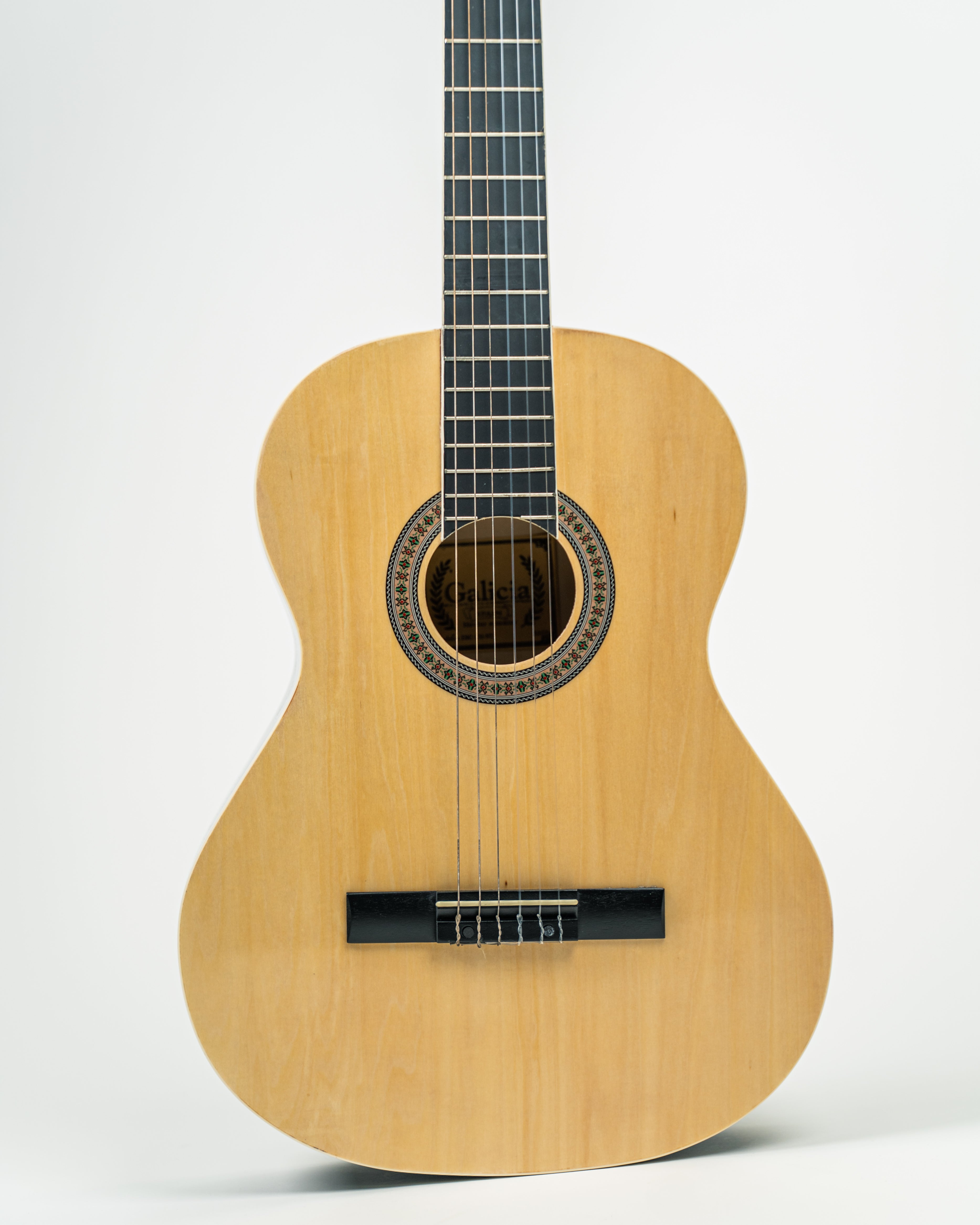 Galicia ESC-120 6 String Nylon 39" Classical Guitar