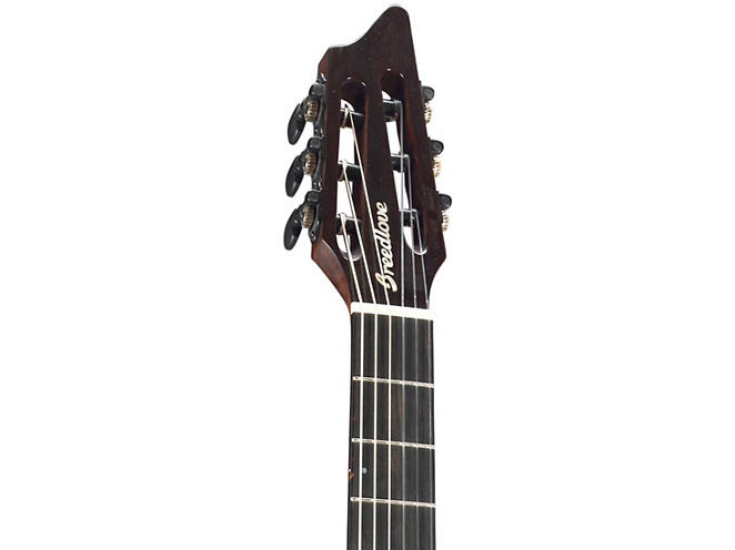 Breedlove Solo Concert Cutaway CE Nylon String Acoustic-Electric Guitar Natural