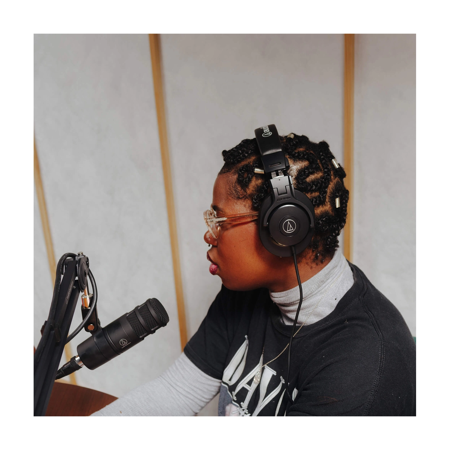 Audio-Technica ATH-M30x Closed-Back Studio Headphones - Black
Lifestyle at the studio