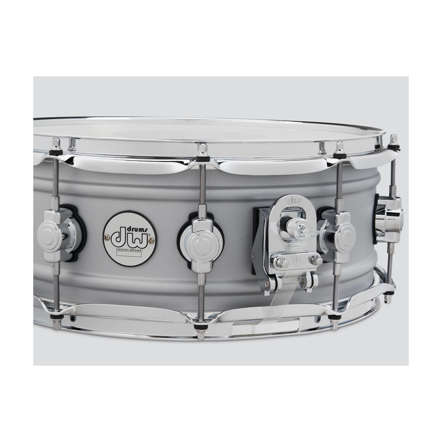 DW Design Series 5.5" X 14" Aluminium Snare Drum - Matte Aluminum front side angle view