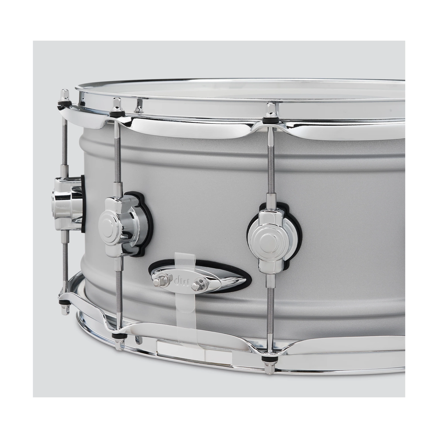 DW Design Series 6.5" X 14" Aluminum Snare Drum - Matte Aluminum close up