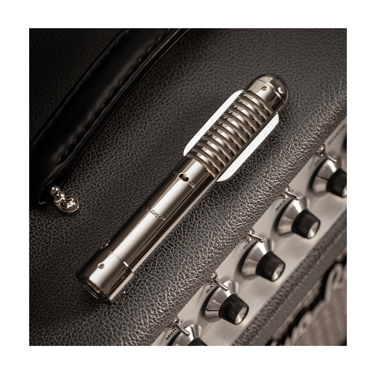 Warm Audio WA-FT - FEN-TONE Ribbon Microphone