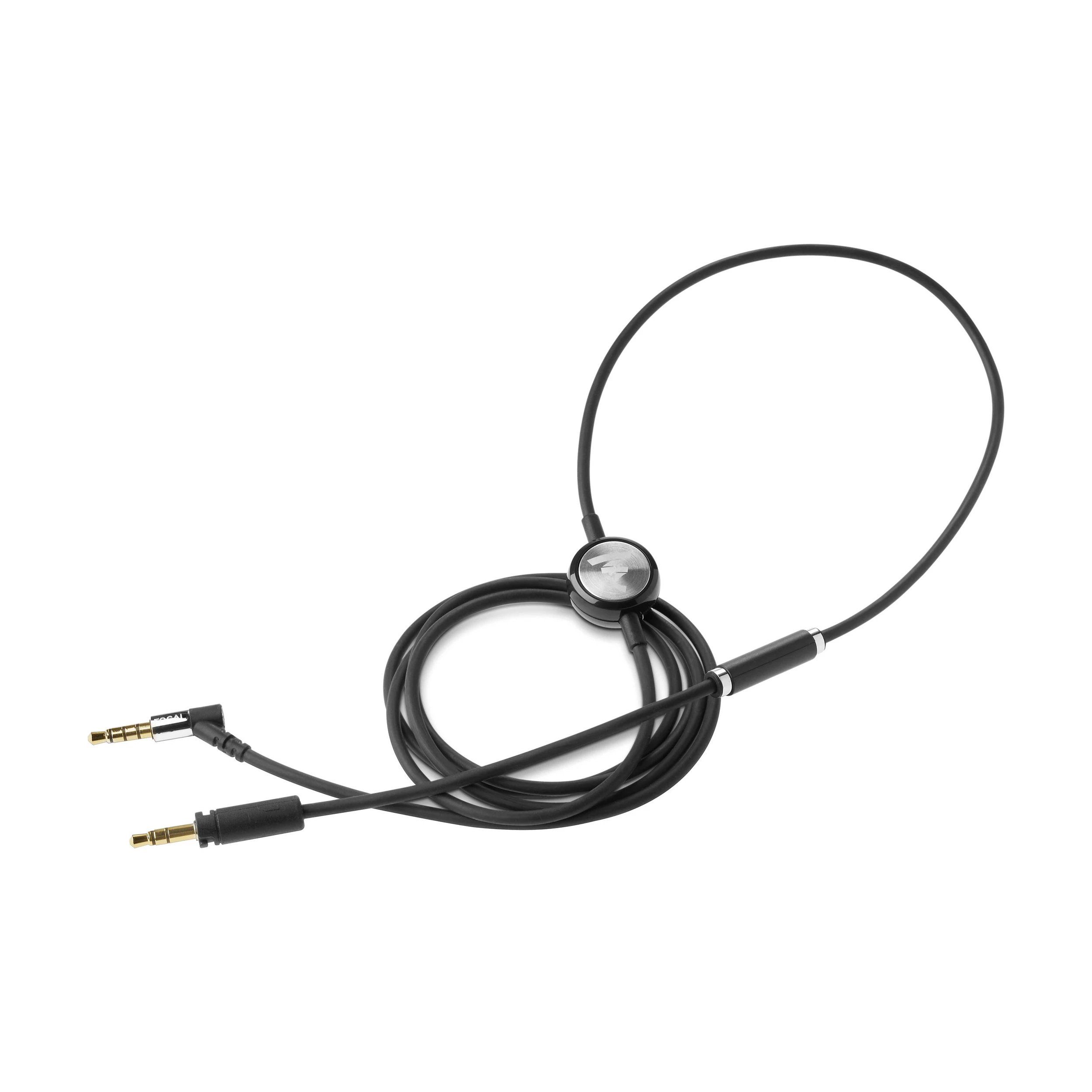 Close up view on the cable of Focal Listen Professional Closed-Back Headphones