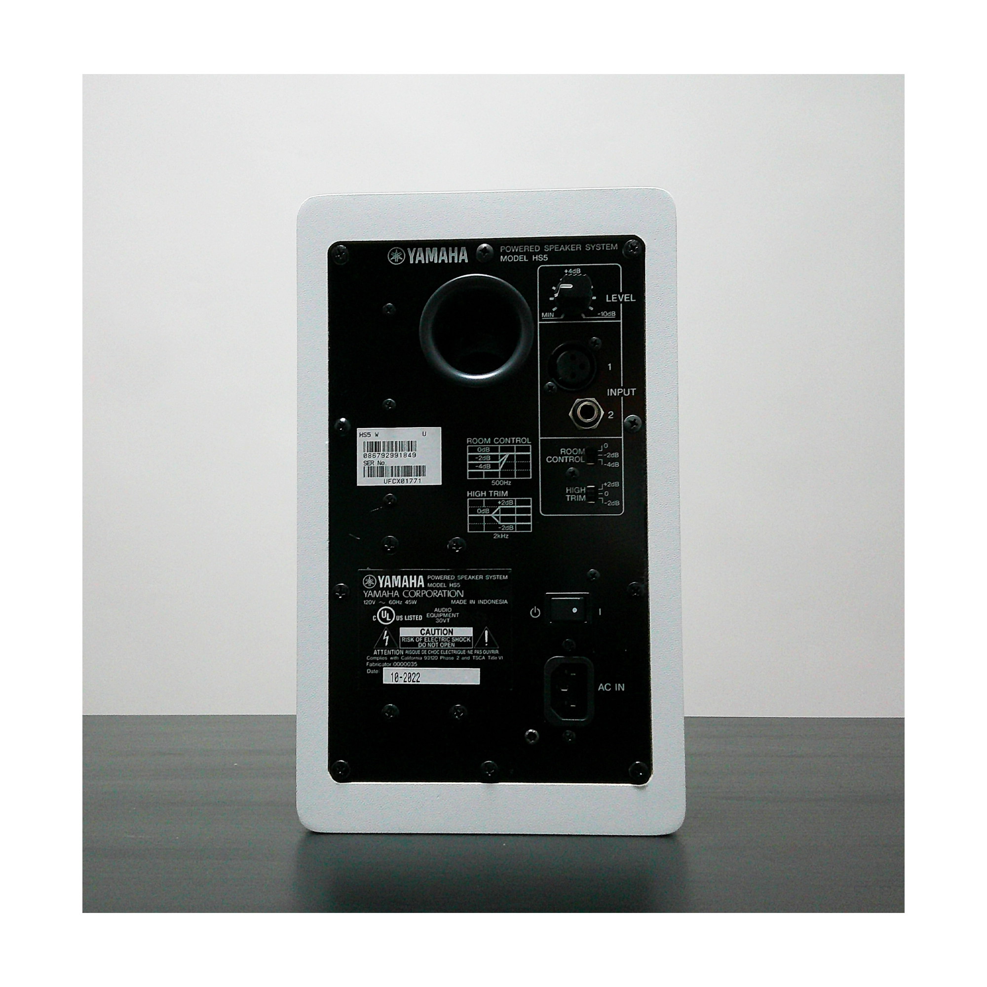 Yamaha HS5 5" 70-Watt 2-WAY Powered Studio Monitor - White - B-Stock