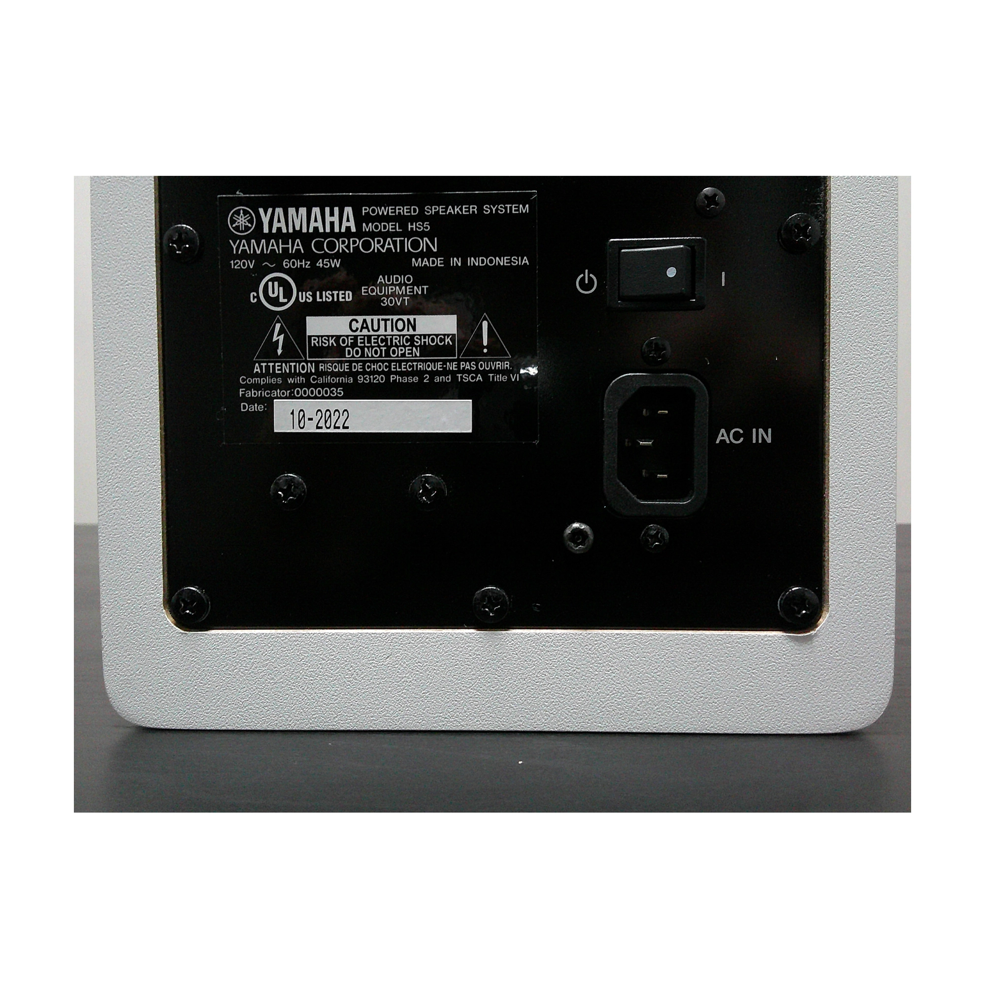 Yamaha HS5 5" 70-Watt 2-WAY Powered Studio Monitor - White - B-Stock