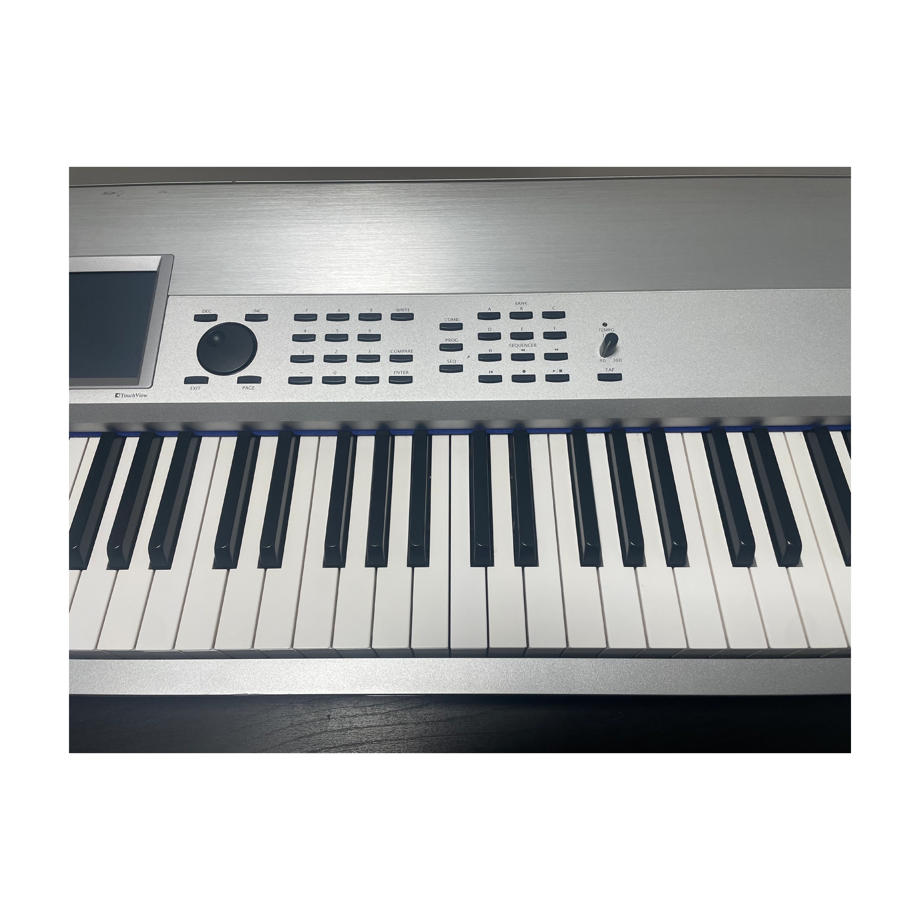 Korg Krome 73 Platinum Synthesizer Workstation - B-Stock