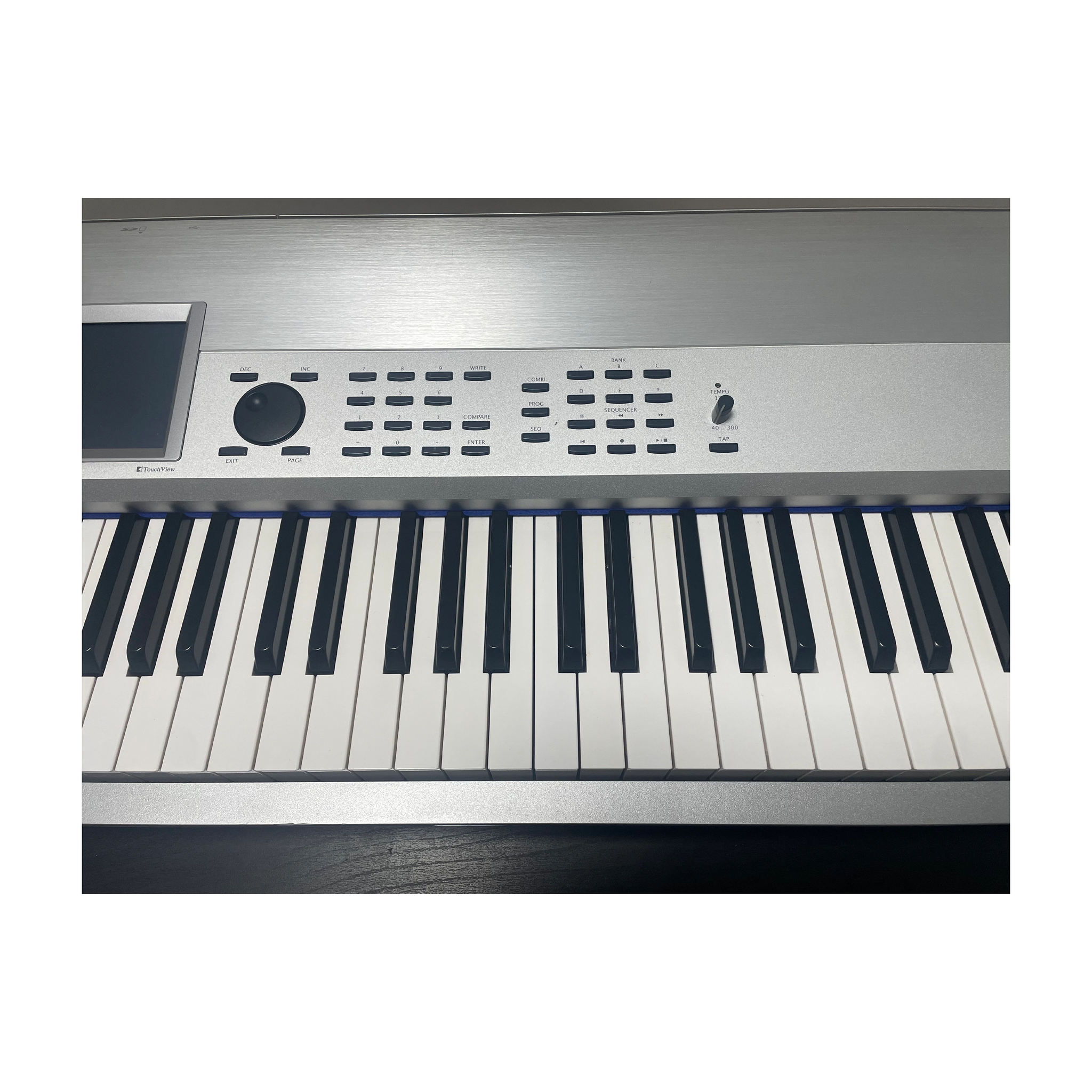 Korg Krome 73 Platinum Synthesizer Workstation - B-Stock