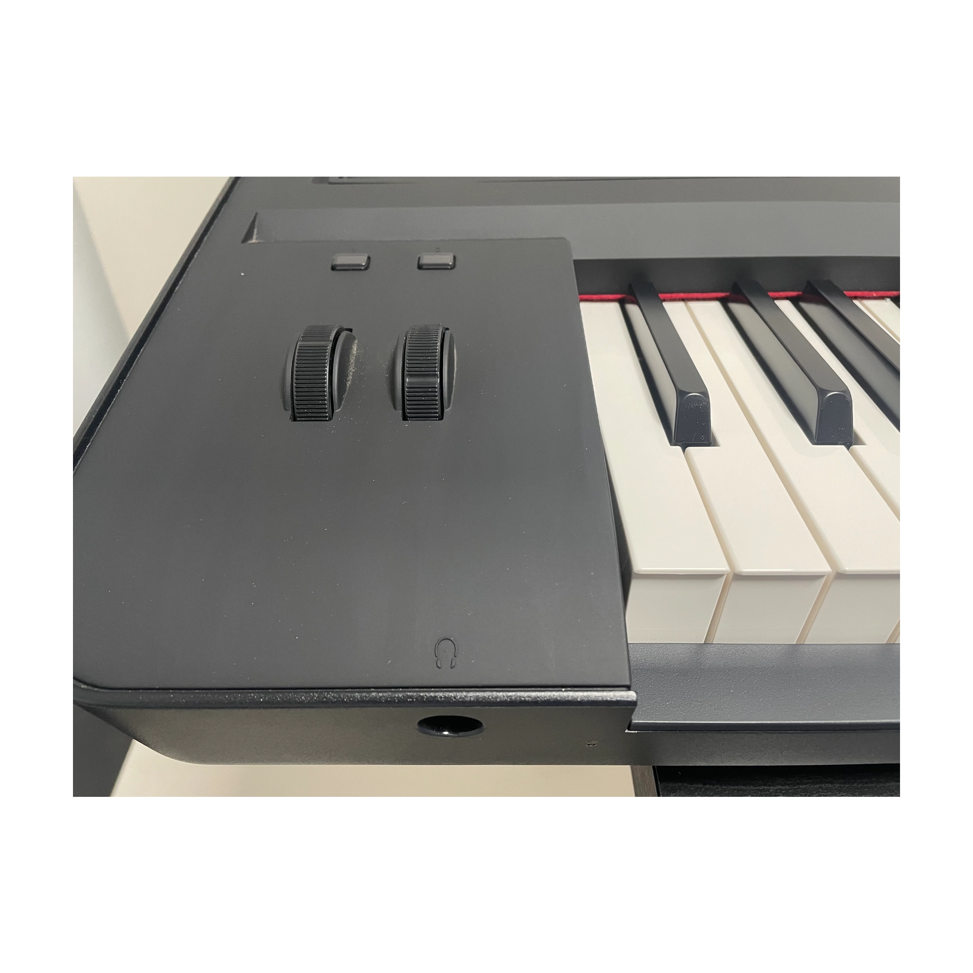 Korg Kross 88-Key Synth Workstation KROSS88BK - B-Stock