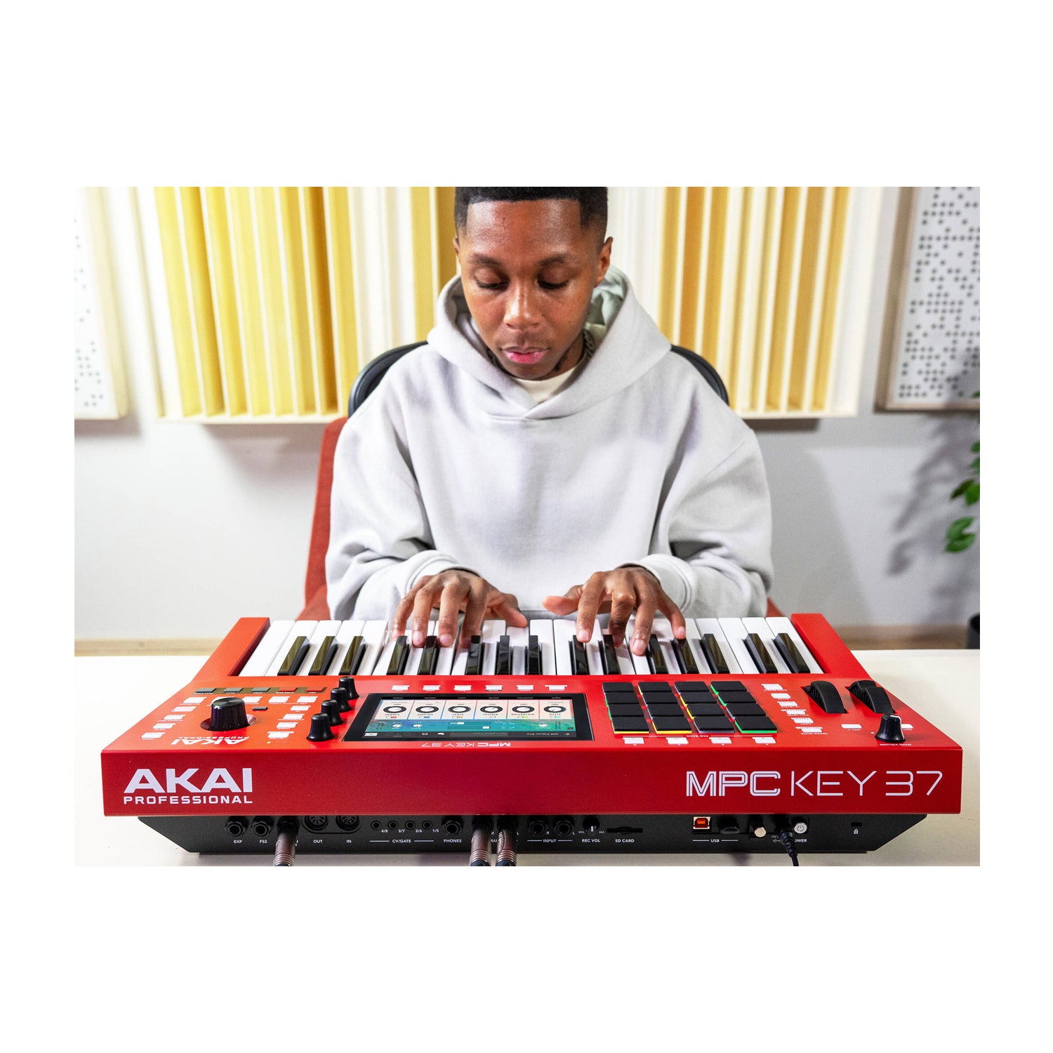 Akai Professional MPC Key 37 Standalone MPC Production Keyboard