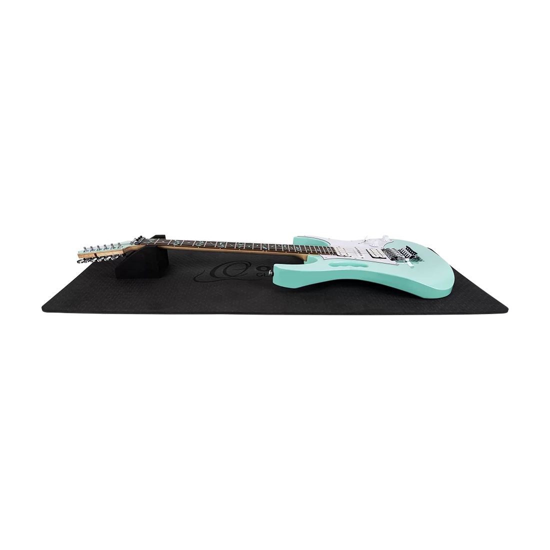 Ortega Guitars Guitar Work Mat - Cleaning and Maintenance