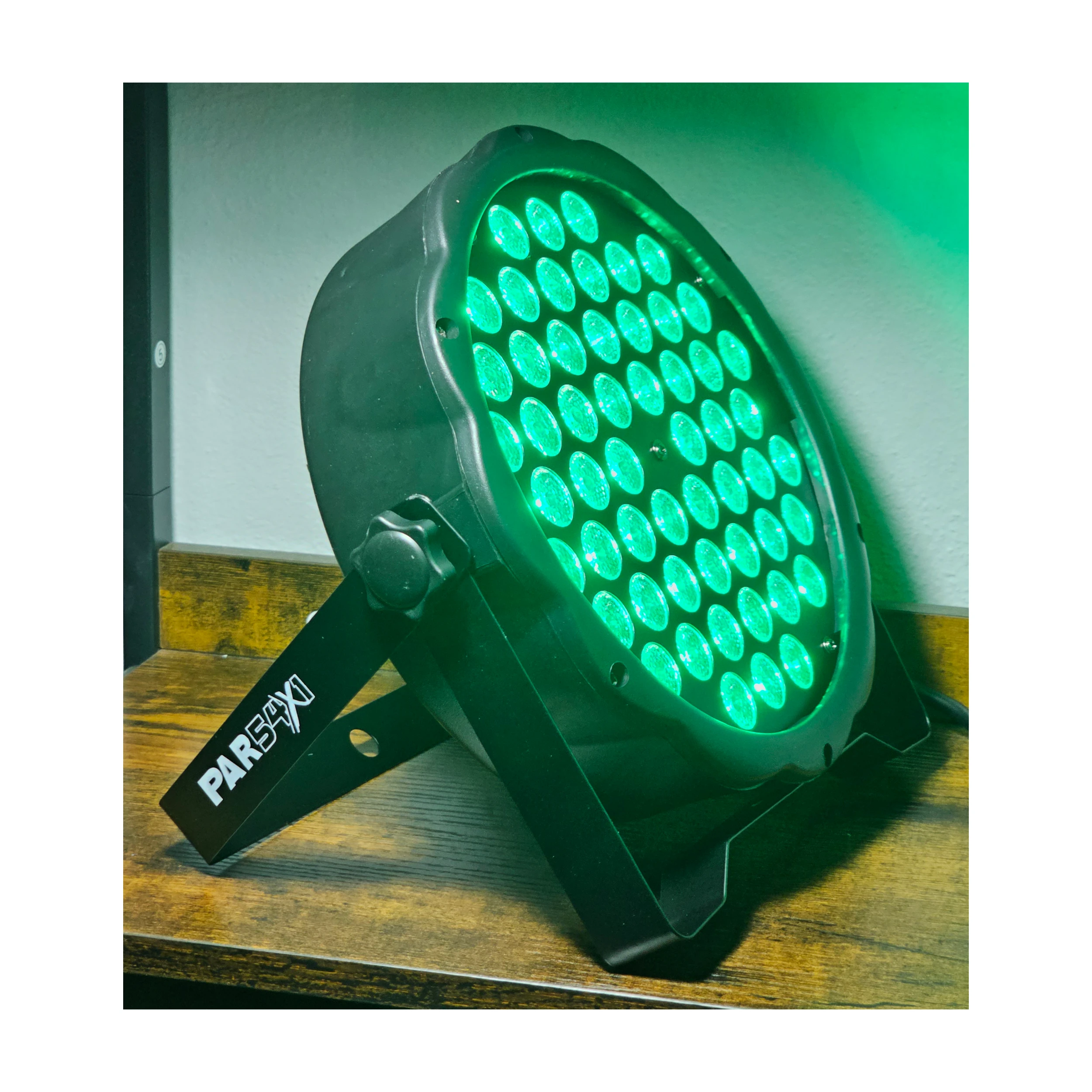 Lite Tek Led Lights PAR-54X1RGB front side angle view green light