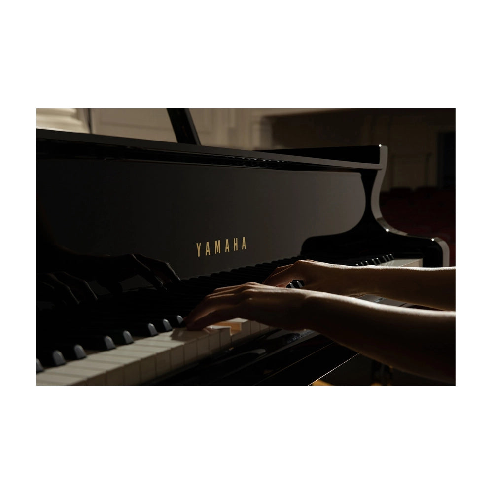 Piano de cola acústico Yamaha S7XPE de 7'-6"