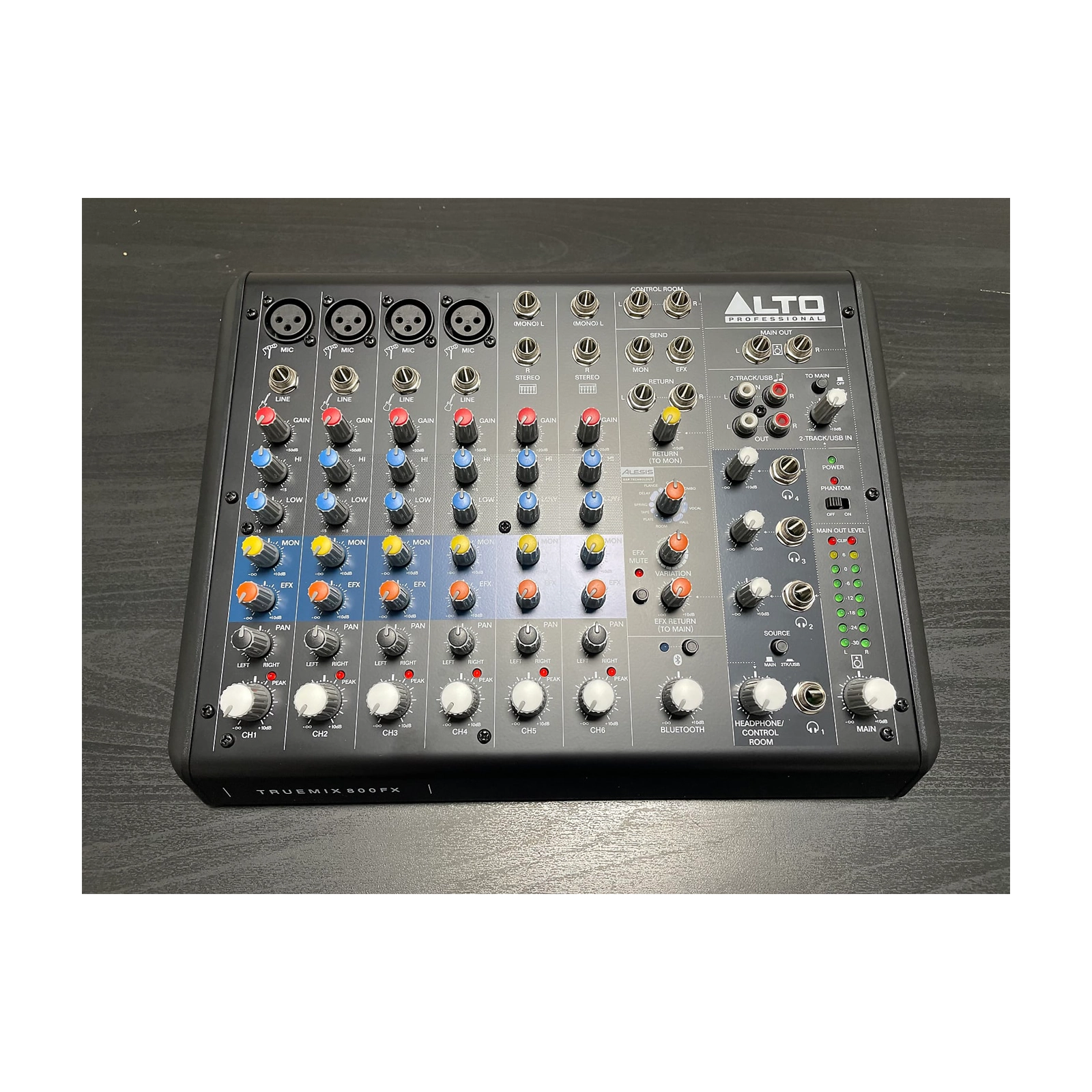 Alto Professional TrueMix 800FX 8-channel Analog Mixer with Multi-FX - B-Stock
