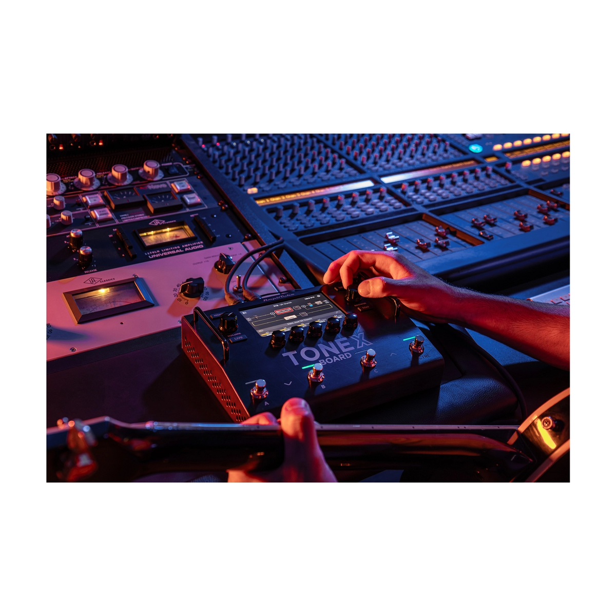 IK Multimedia Tonex Board Stereo Modeling And Multi-FX Guitar/Bass Pedal at the studio