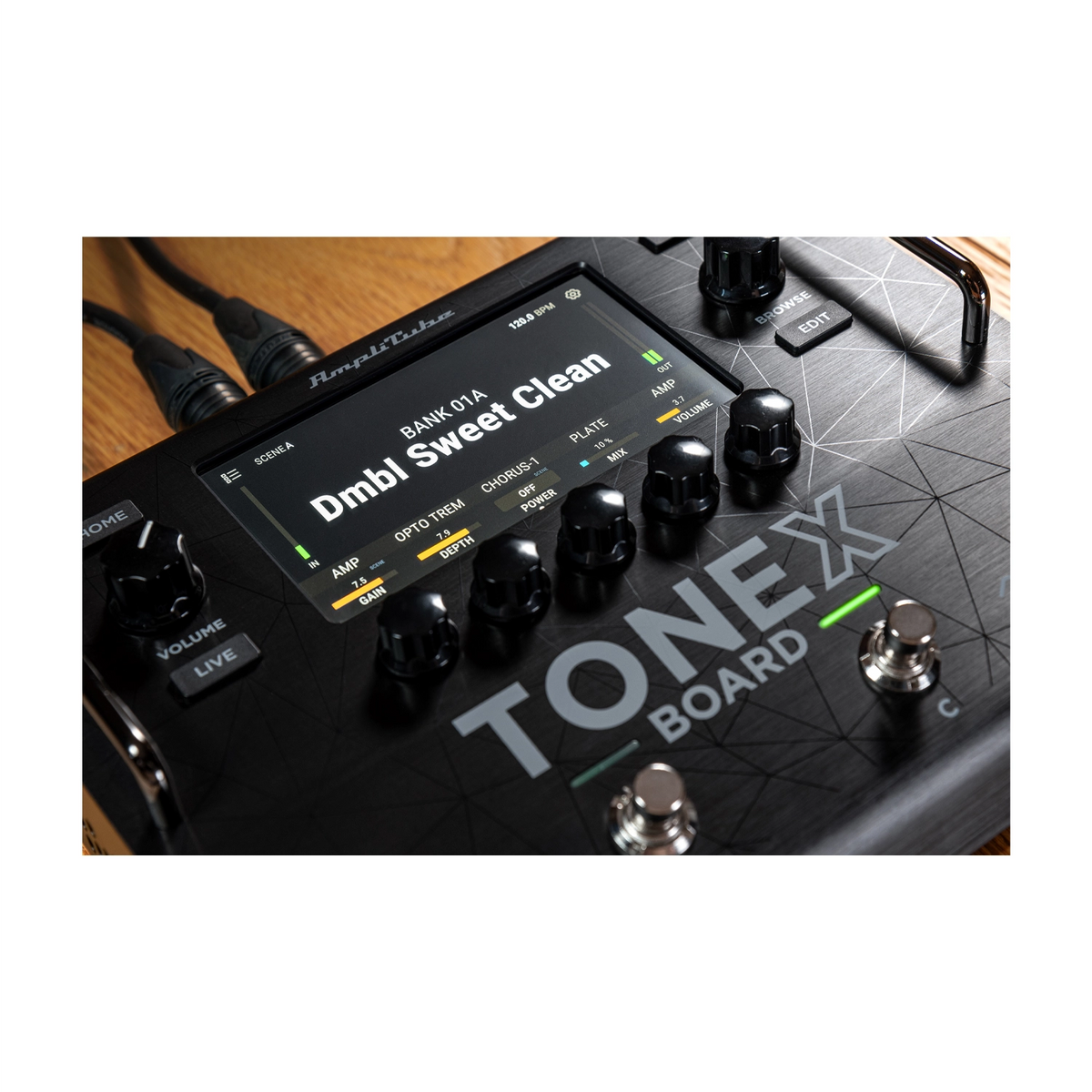 IK Multimedia Tonex Board Stereo Modeling And Multi-FX Guitar/Bass Pedal at the studio
