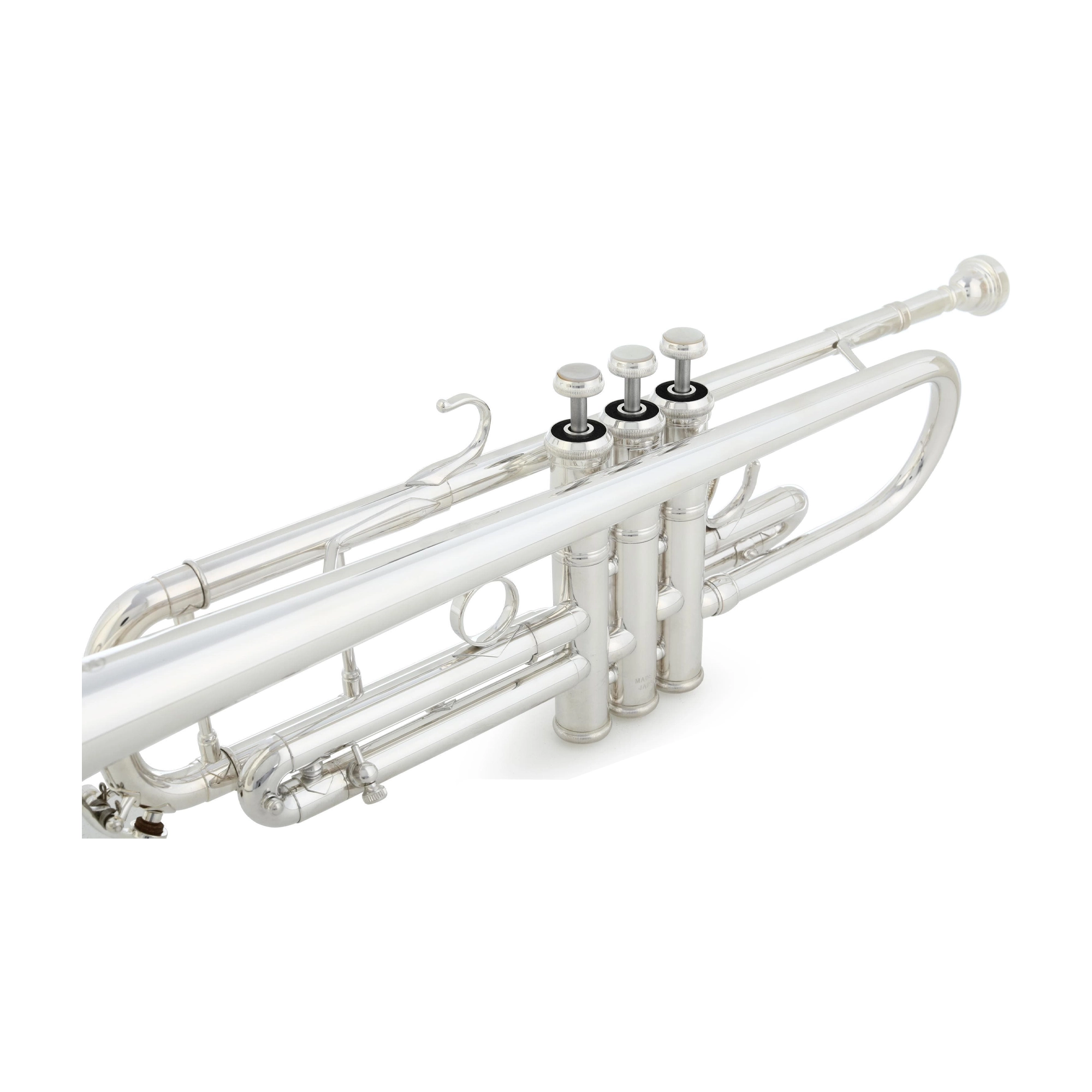 Yamaha YTR-9335CHS-BR silver plated finish close up view of the trumpet