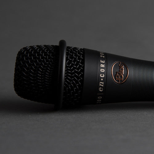 Micrófono vocal dinámico de mano activo Blue enCORE 200 (Negro)