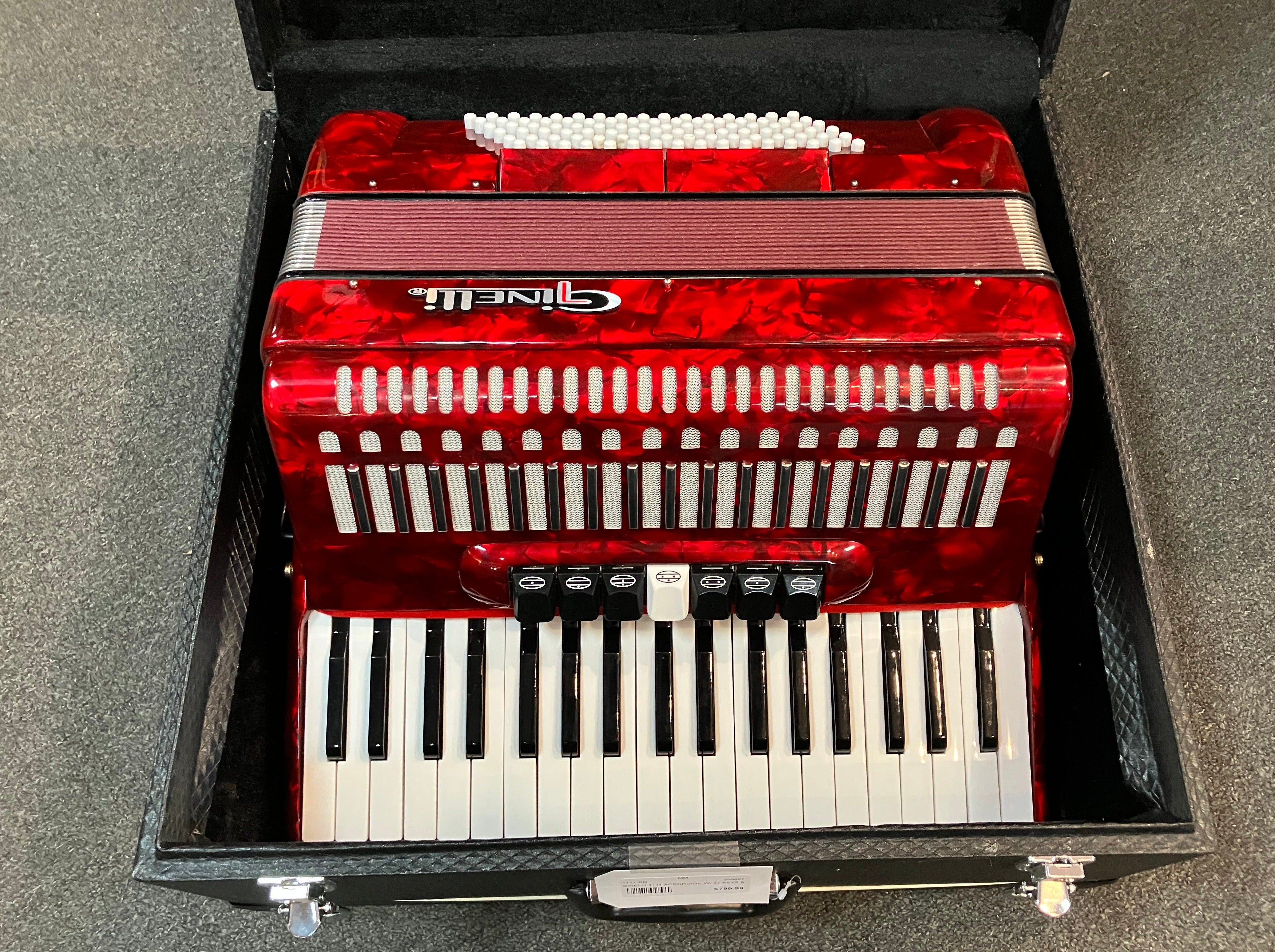 Ginelli Accordion w/ 37 keys & 96 Bass - Red