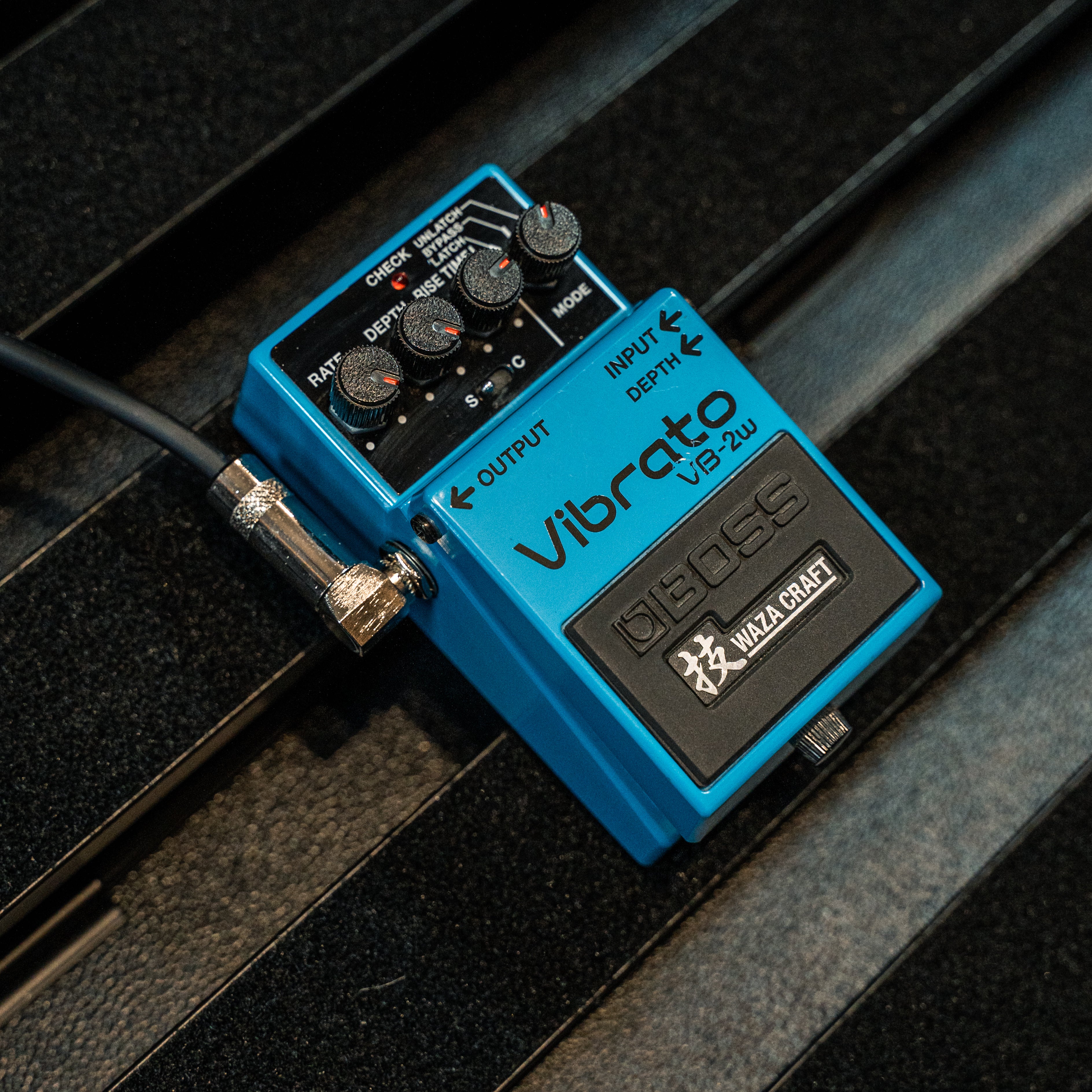 Boss VB-2W Waza Vibrato Effects Pedal