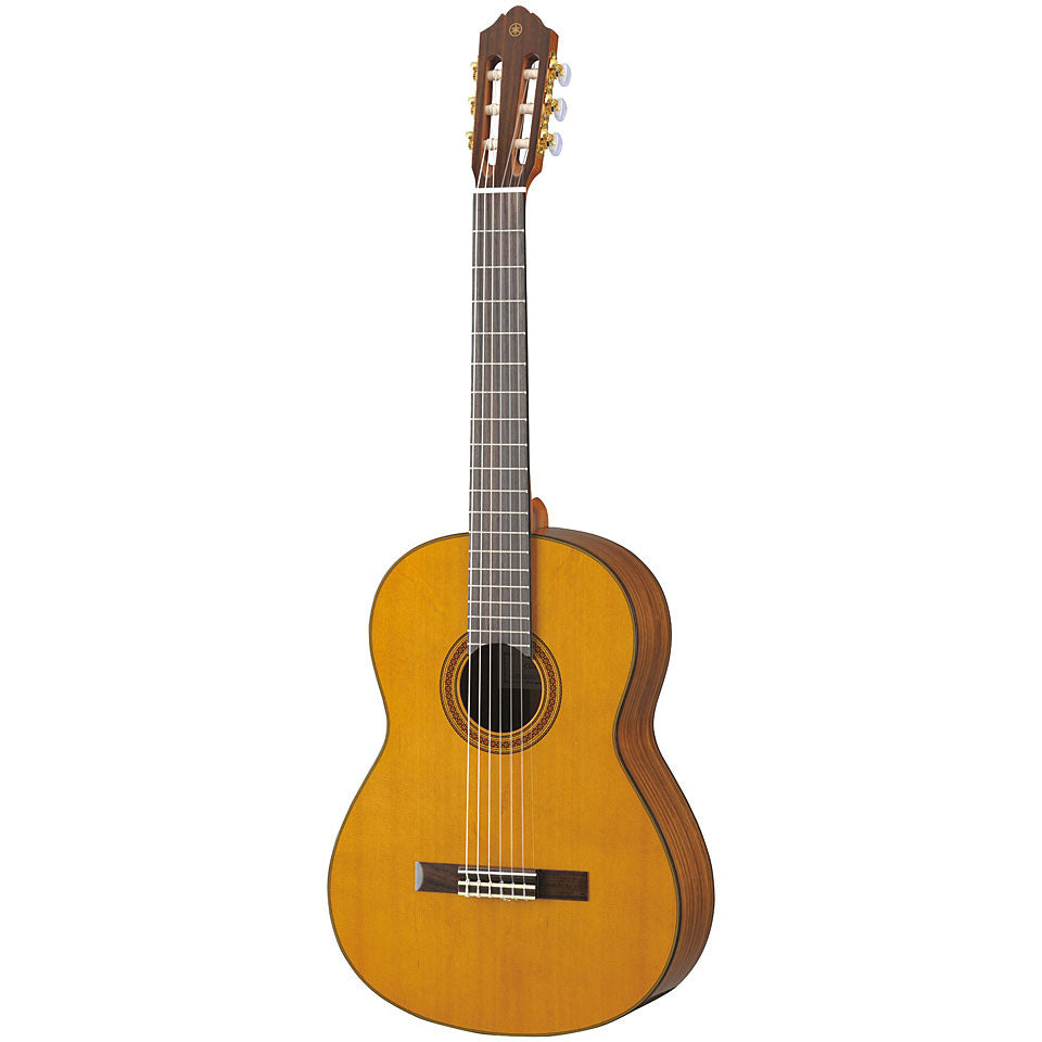 Yamaha CG162C Cedar Top Classical Guitar, Natural